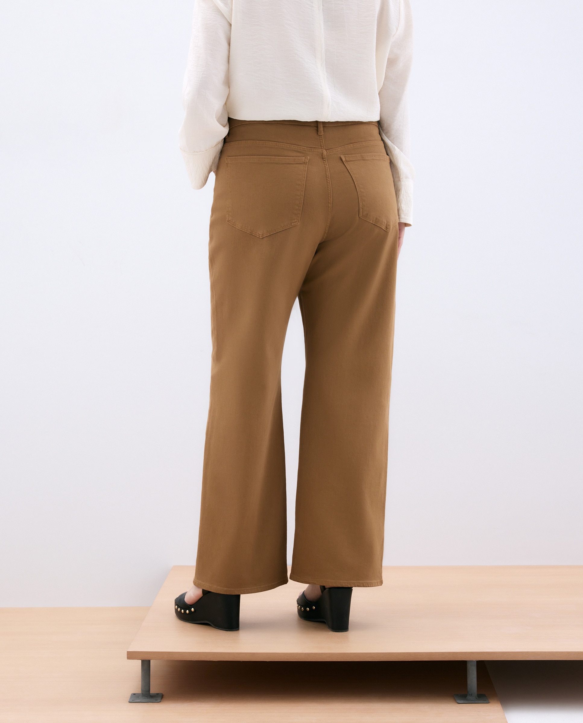 Calças Wide Leg 740 Tabaco-3