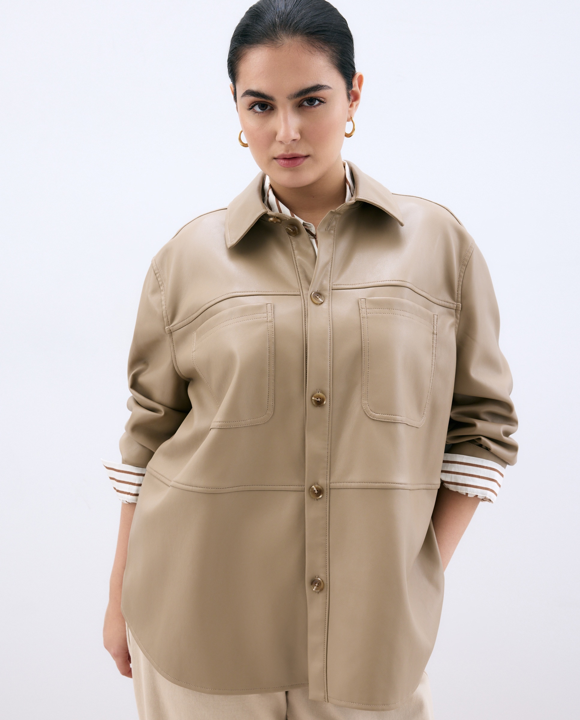 Sobrecamisa com efeito de pele Bege-1
