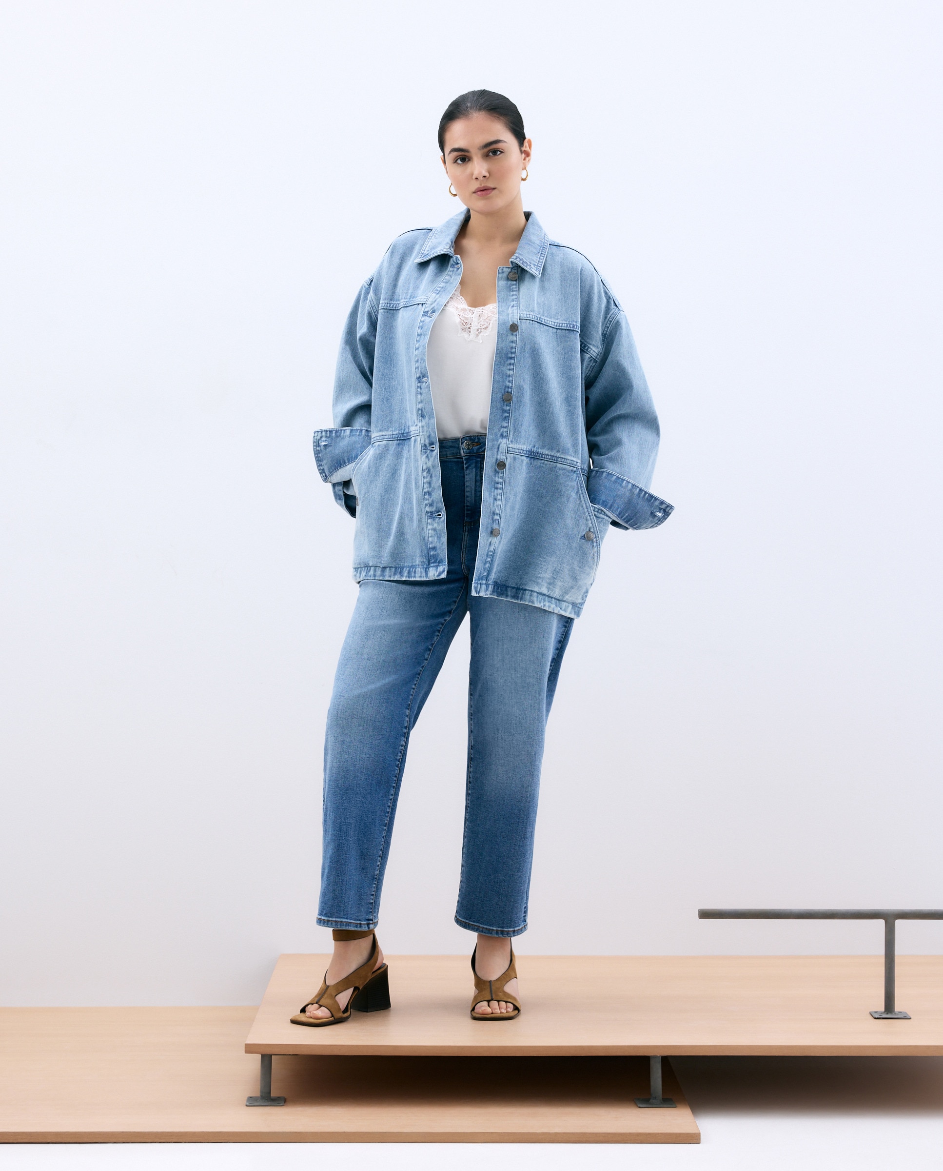 Imagem 0 de T-shirt de Alças Rendilhadas