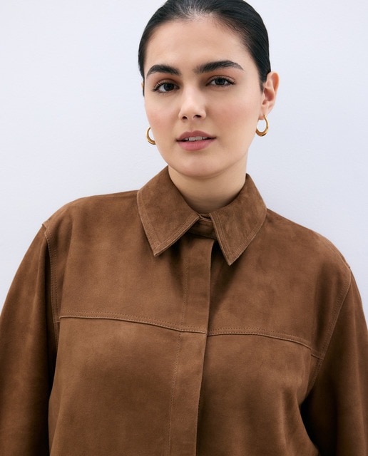 Imagem 0 de Sobrecamisa de Camurça