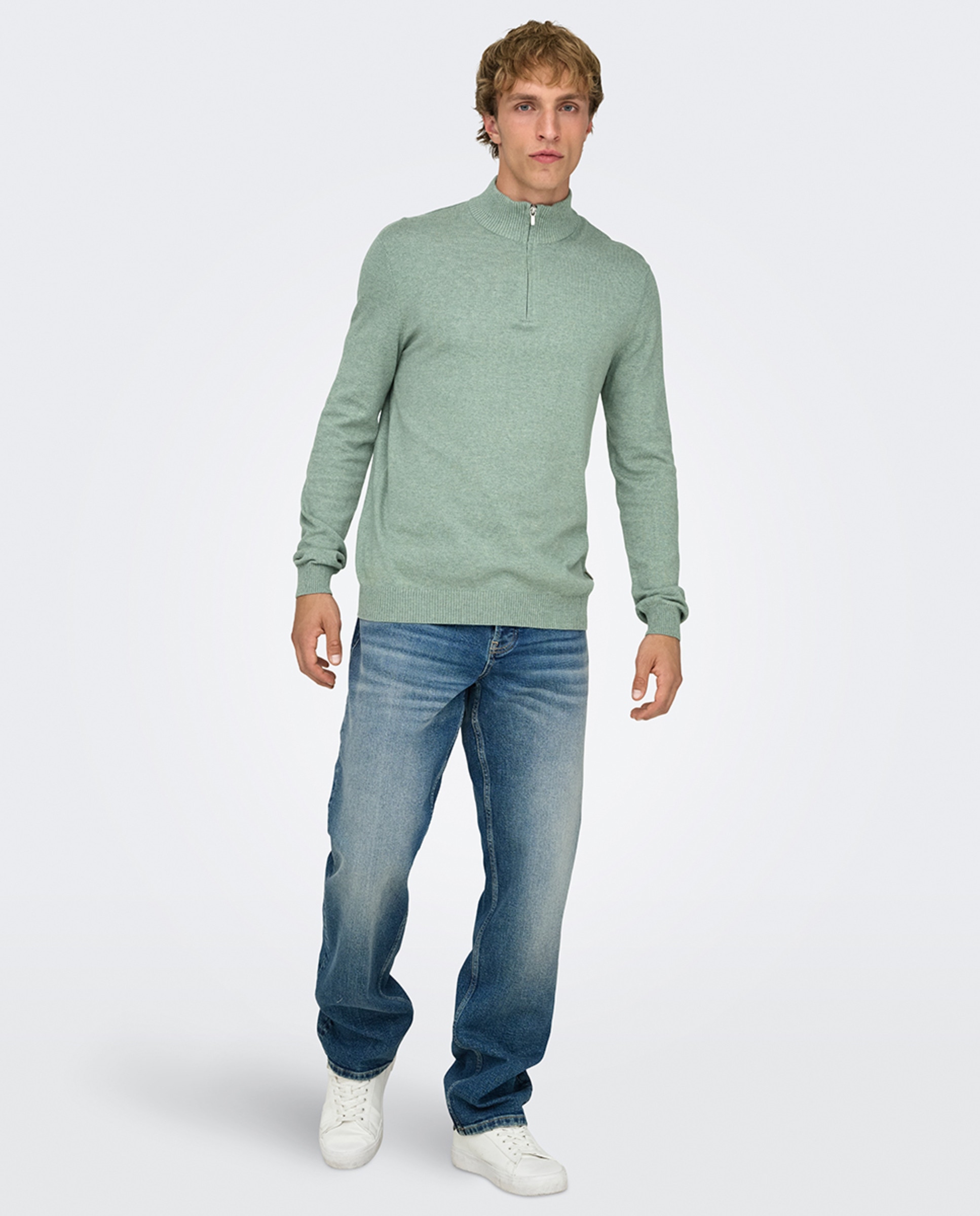 Camisola de Malha Regular Fit com Manga Comprida. Verde Água-7