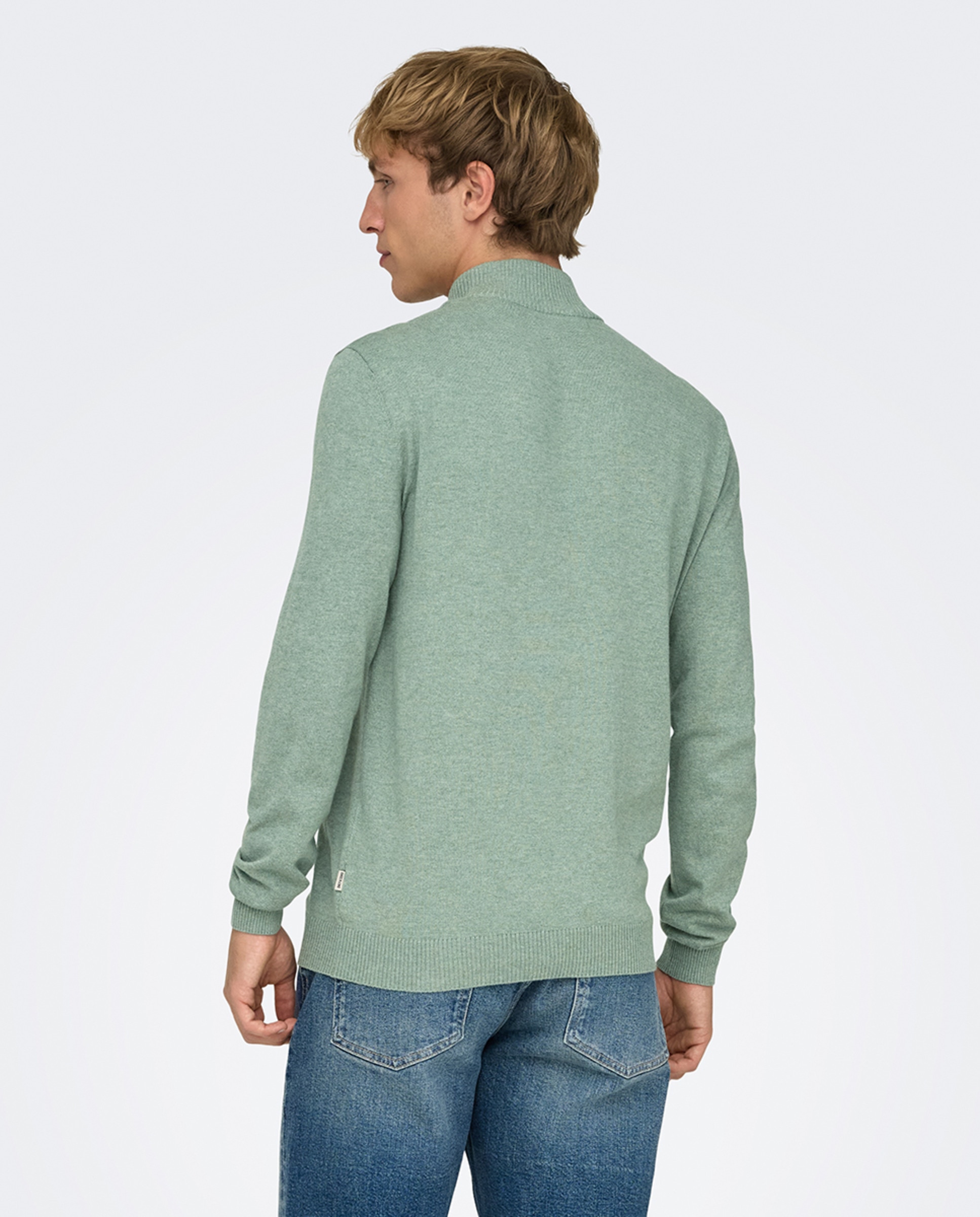 Camisola de Malha Regular Fit com Manga Comprida. Verde Água-2