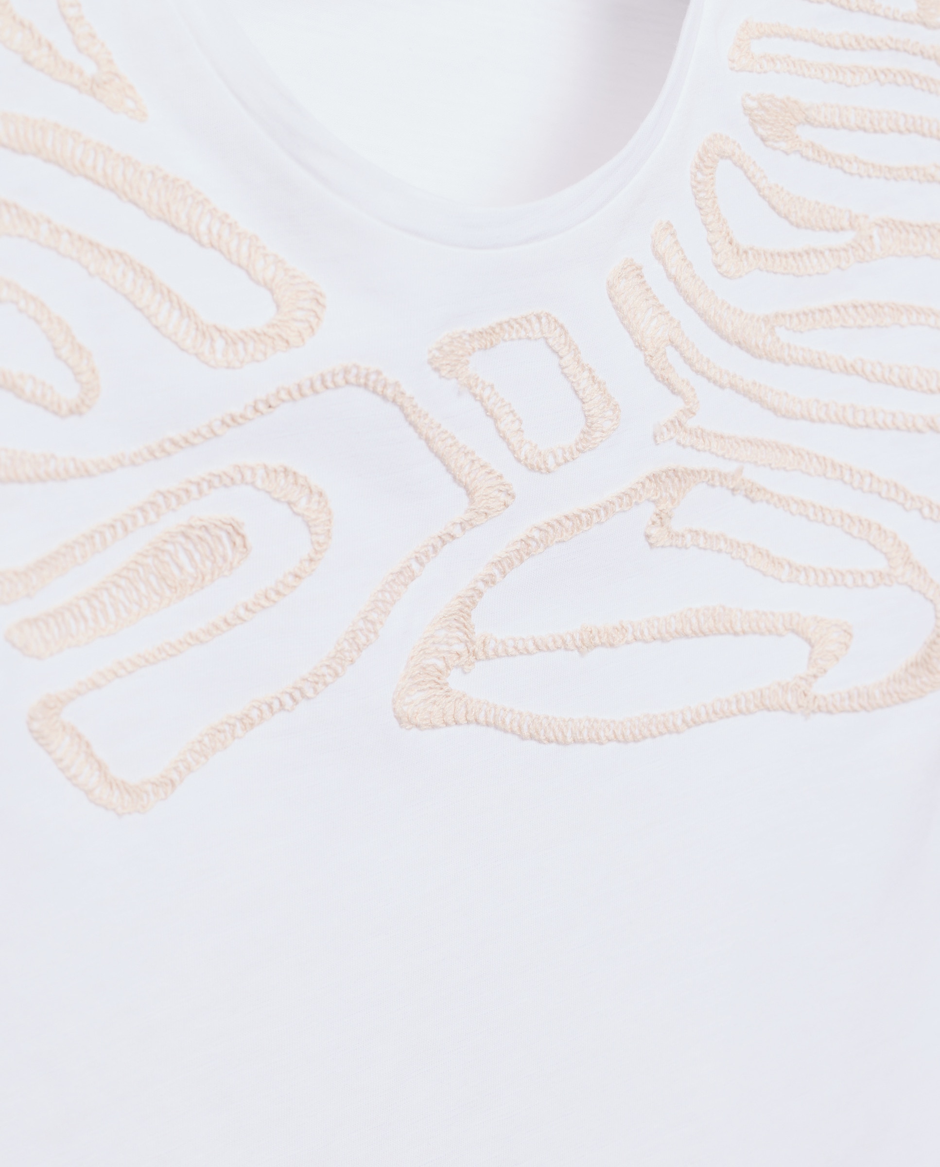 T-shirt de Manga Curta com Bordado no Decote Branco-5