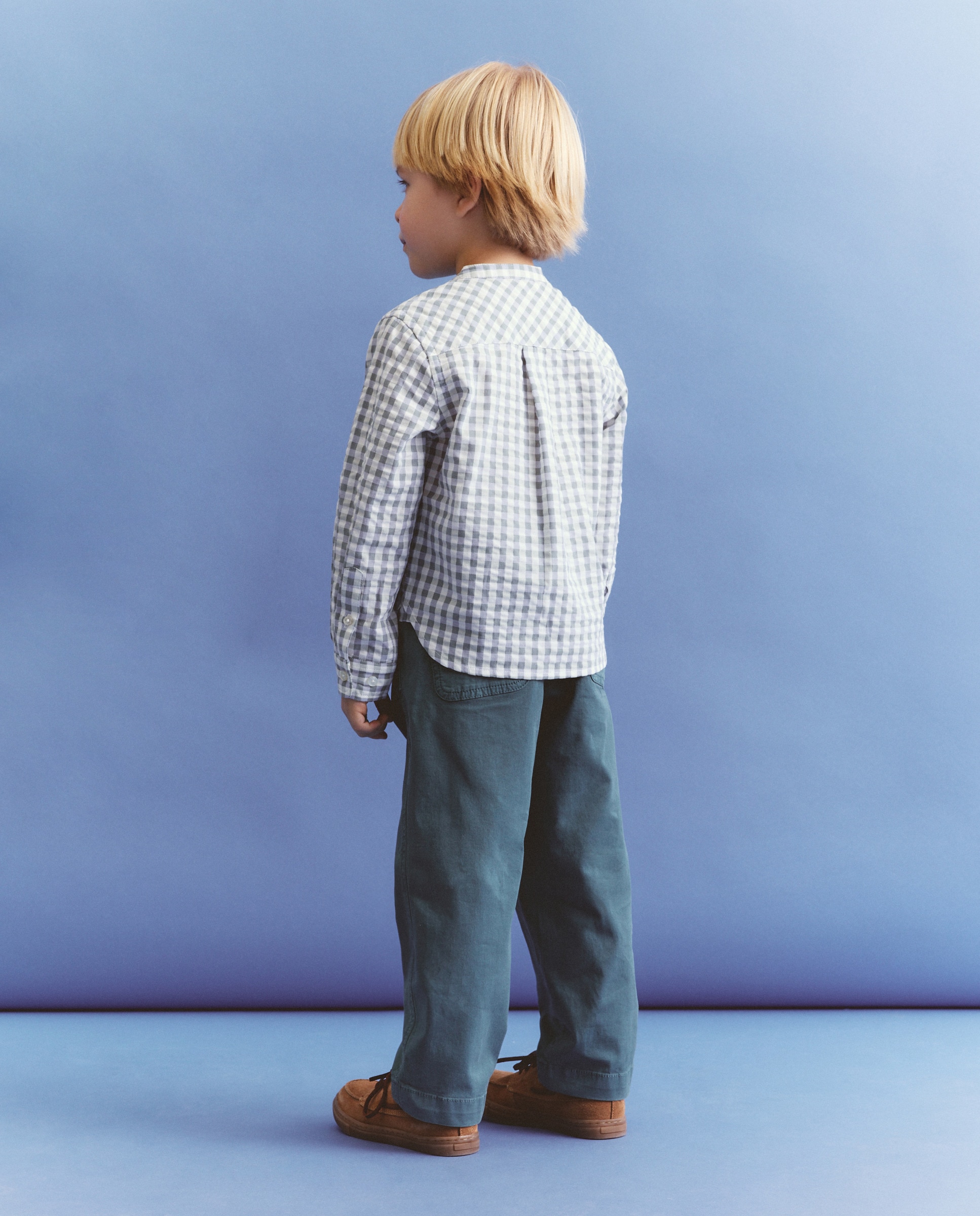 Camisa de Manga Comprida com Gola à Padre e Vichy Azul-3