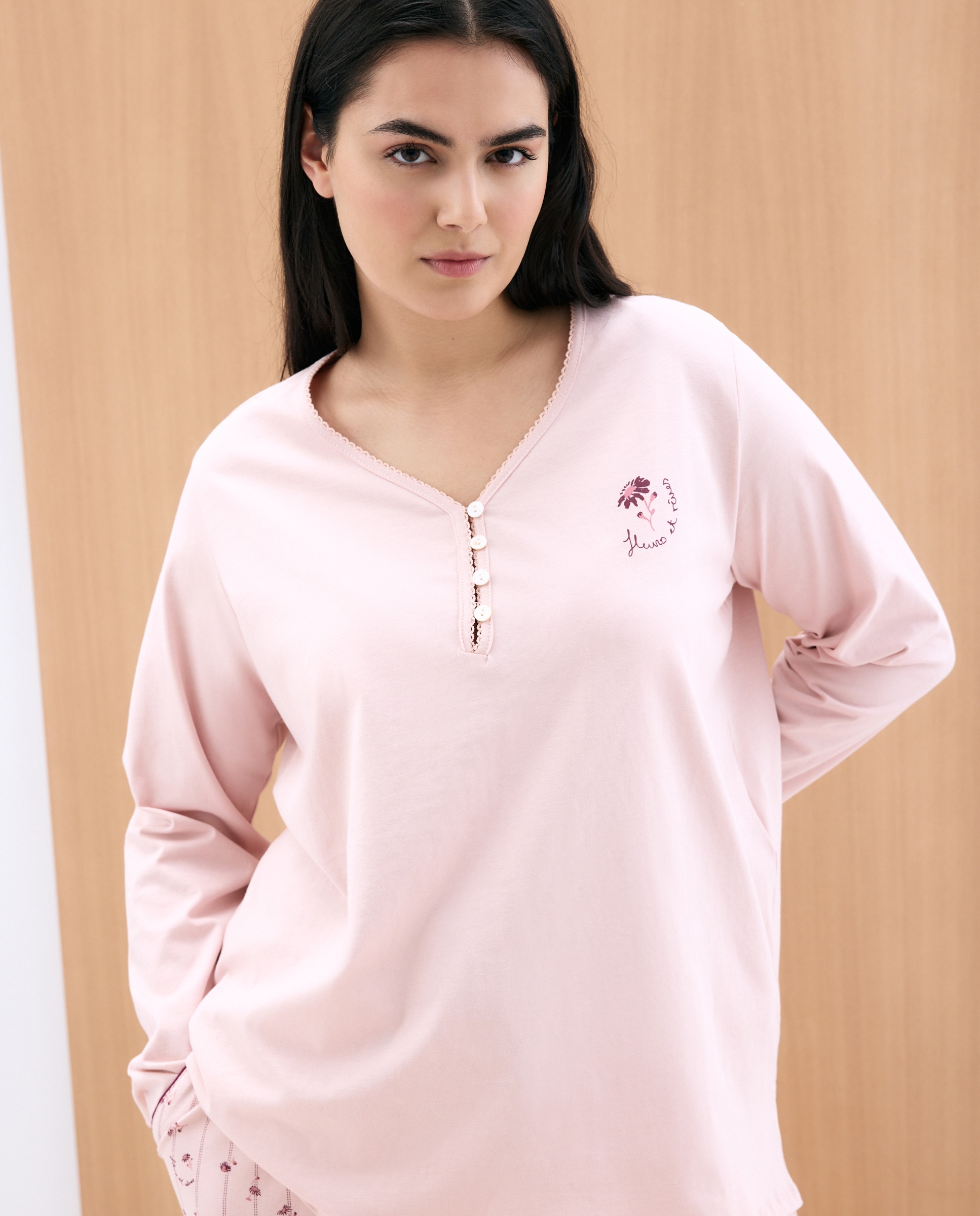 Pijama com T-shirt Estampada e Calças com Estampado Floral Rosa-2