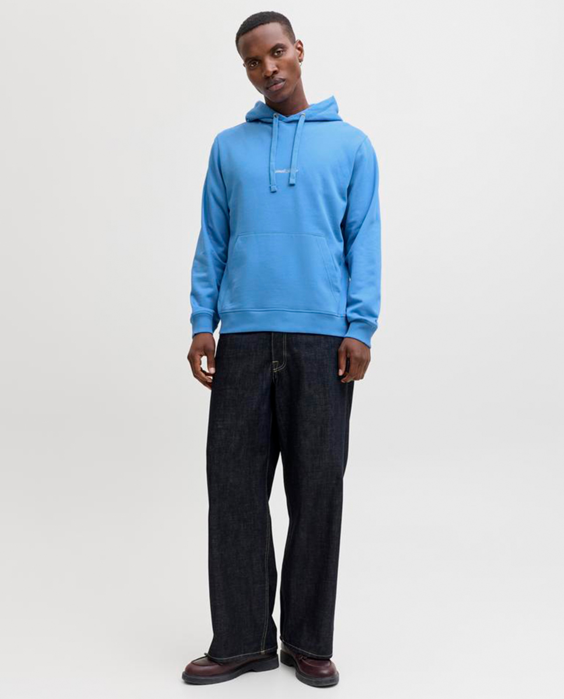 Sweatshirt com Capuz e Bolso Azul-8