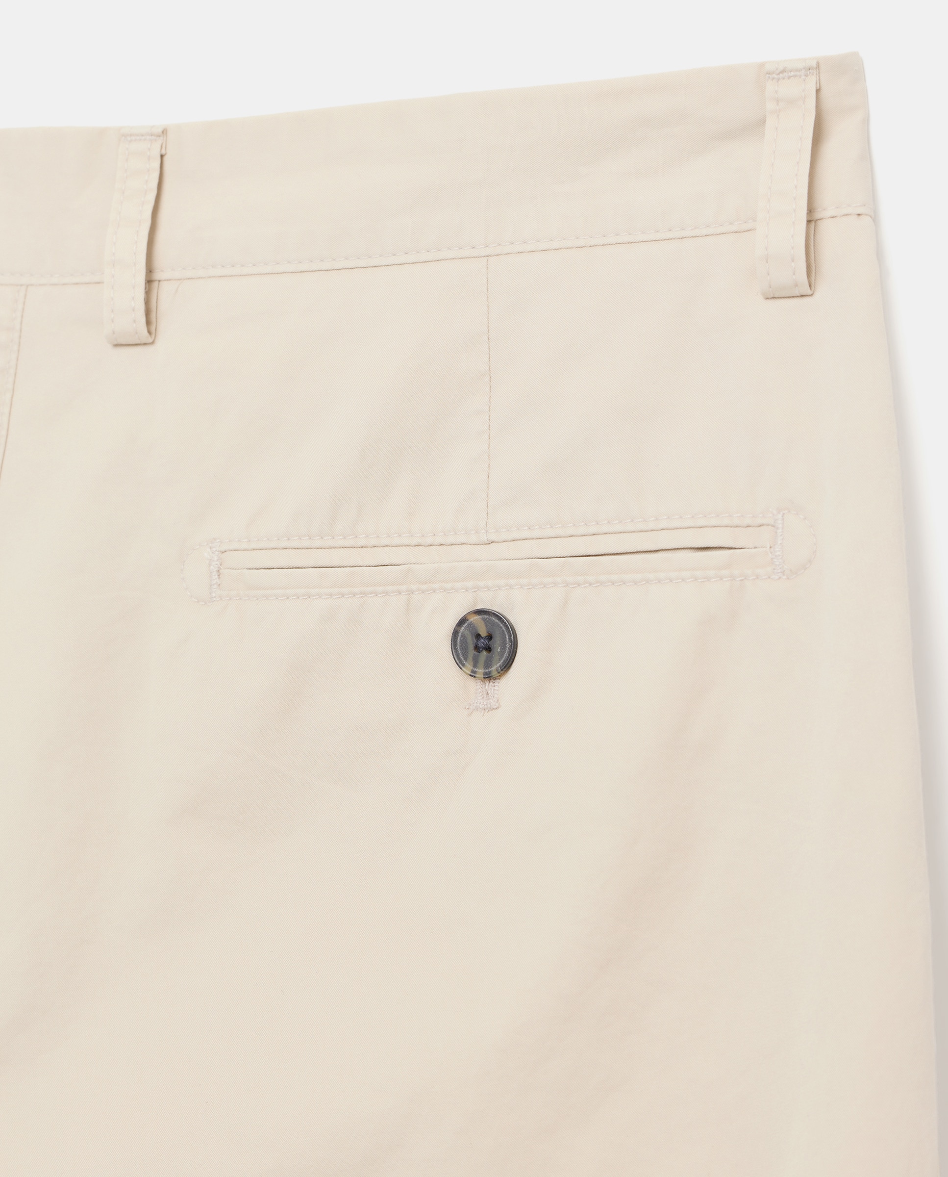 Bermuda hombre chino basico Visón claro-5