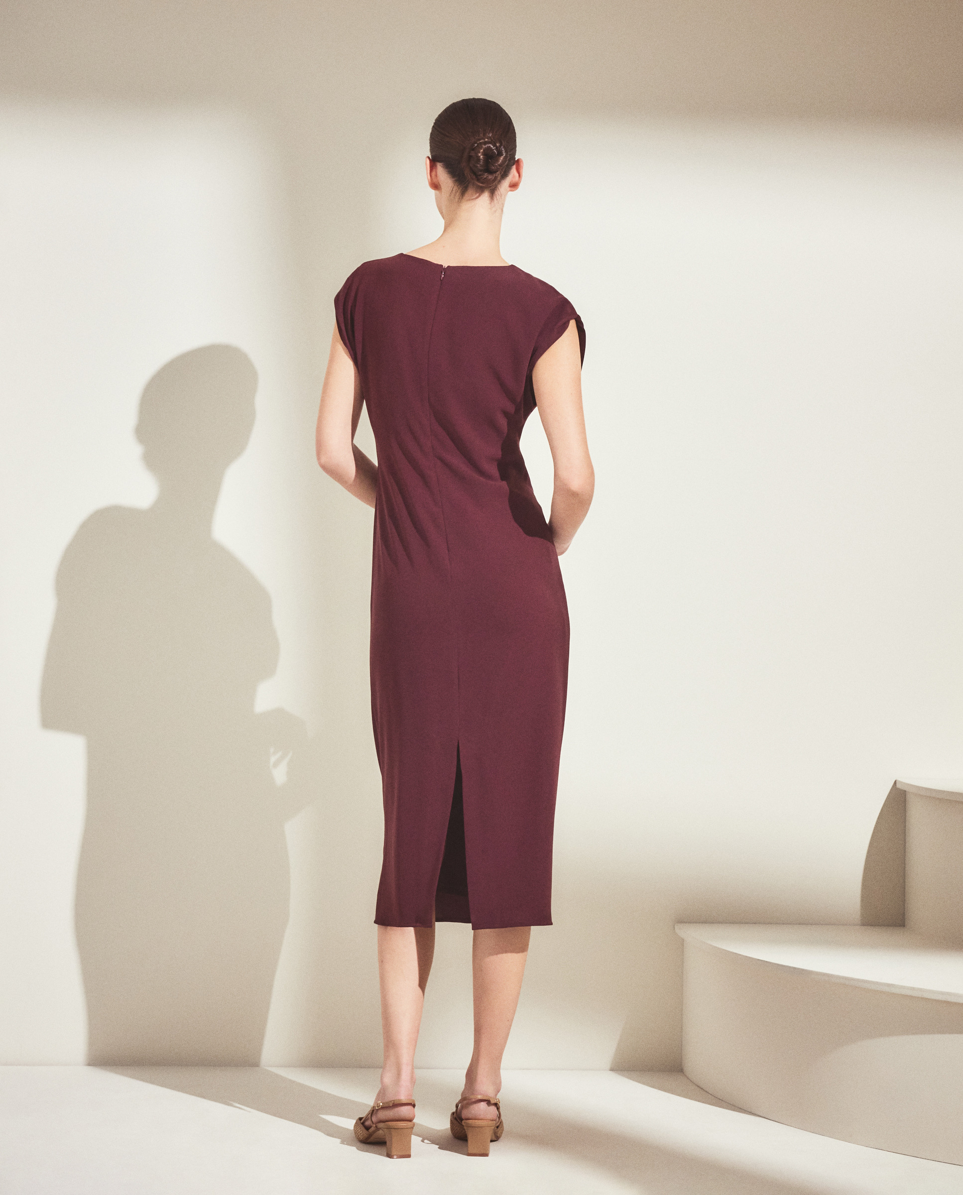 Vestido sem Mangas com Argolas Bordeaux-3
