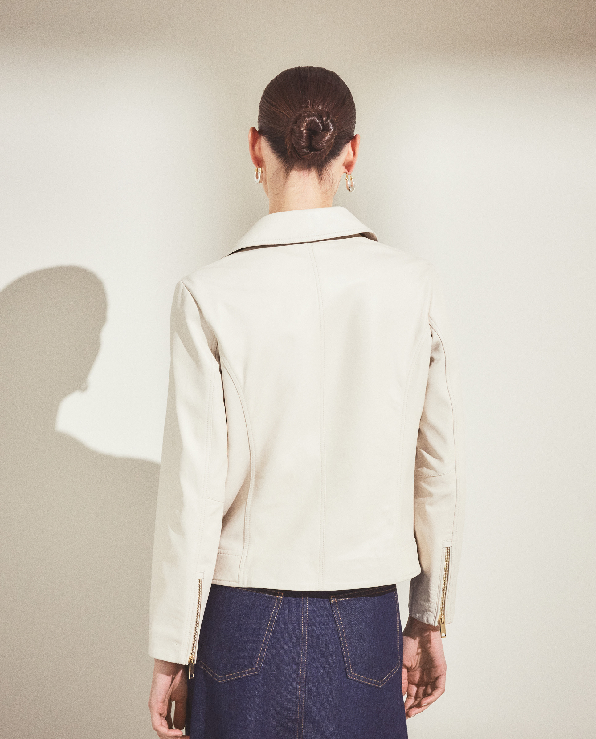 Blusão Biker com Fecho de Correr Cruzado 130 Marfim-3