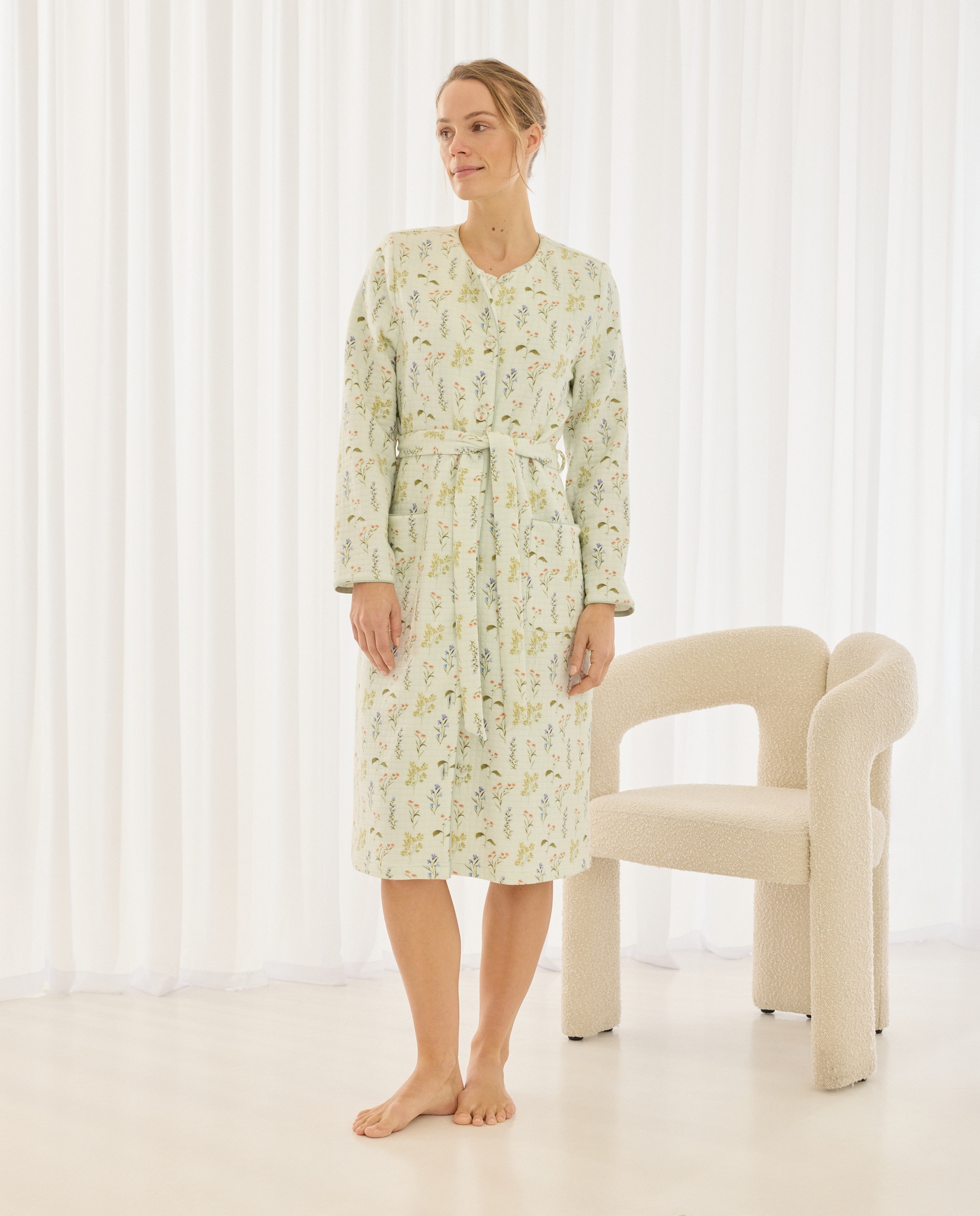 Robe com Detalhes Florais Verde-1