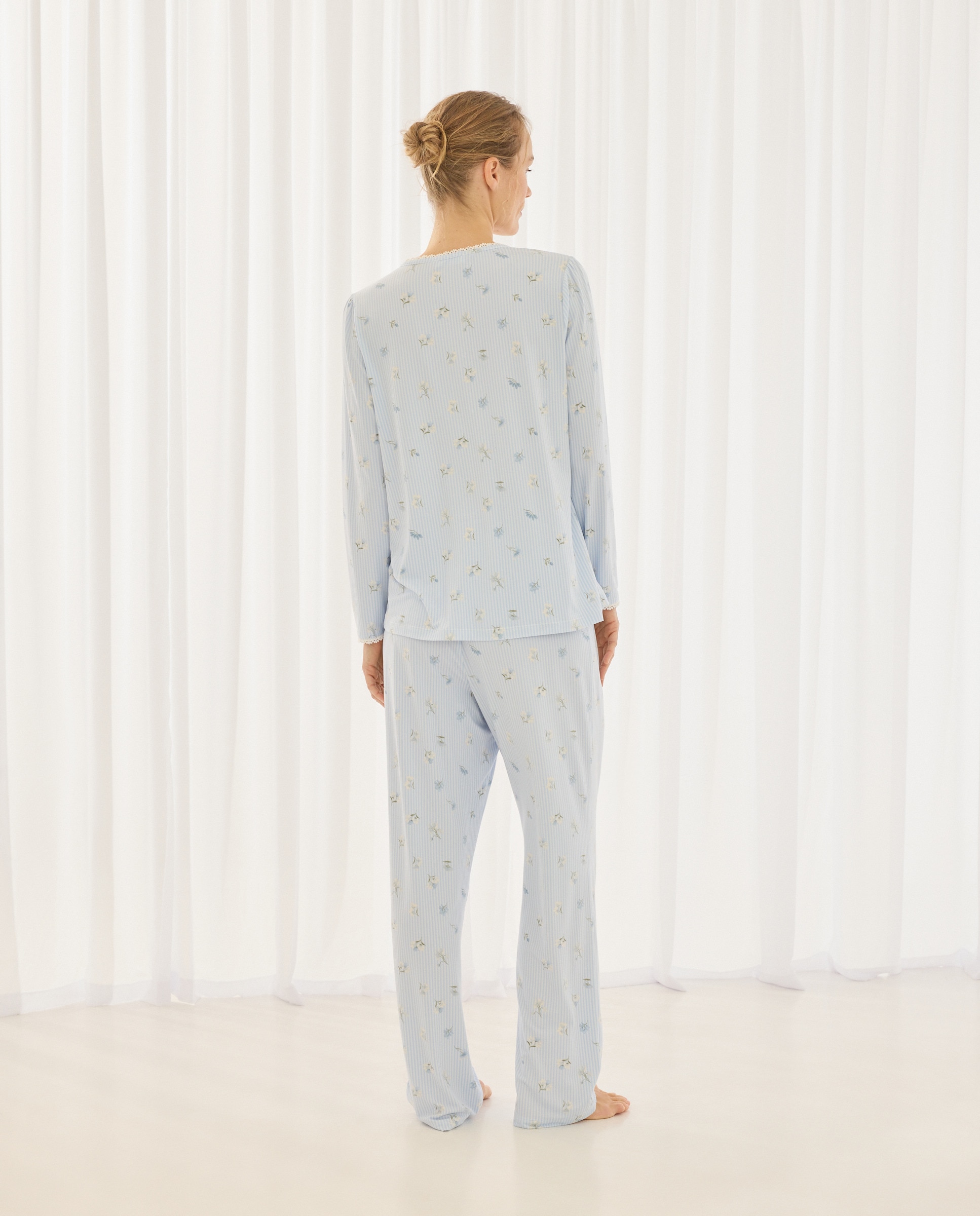 Pijama Camiseiro às Riscas Azul-2