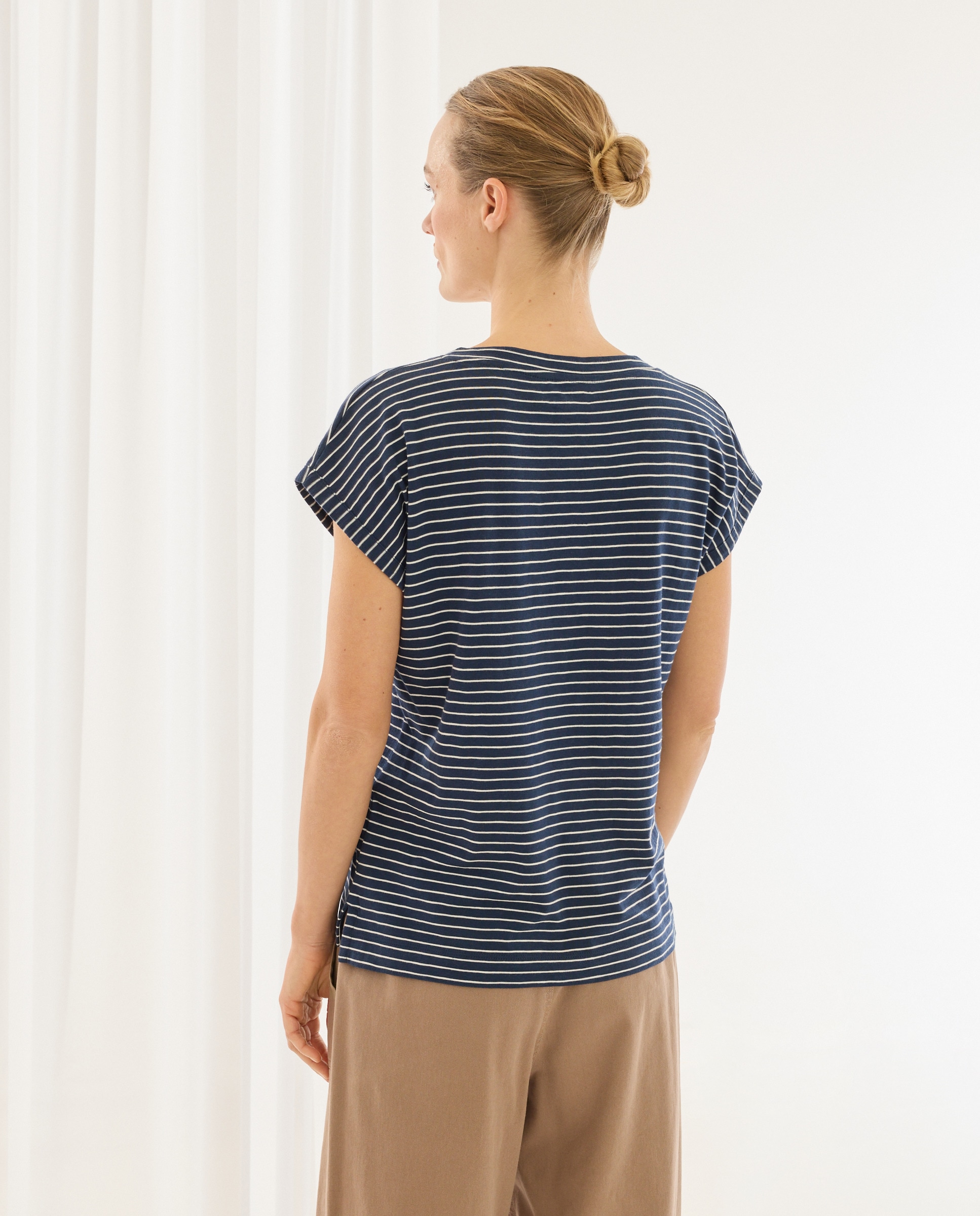 T-shirt Básica às Riscas Azul-marinho-3