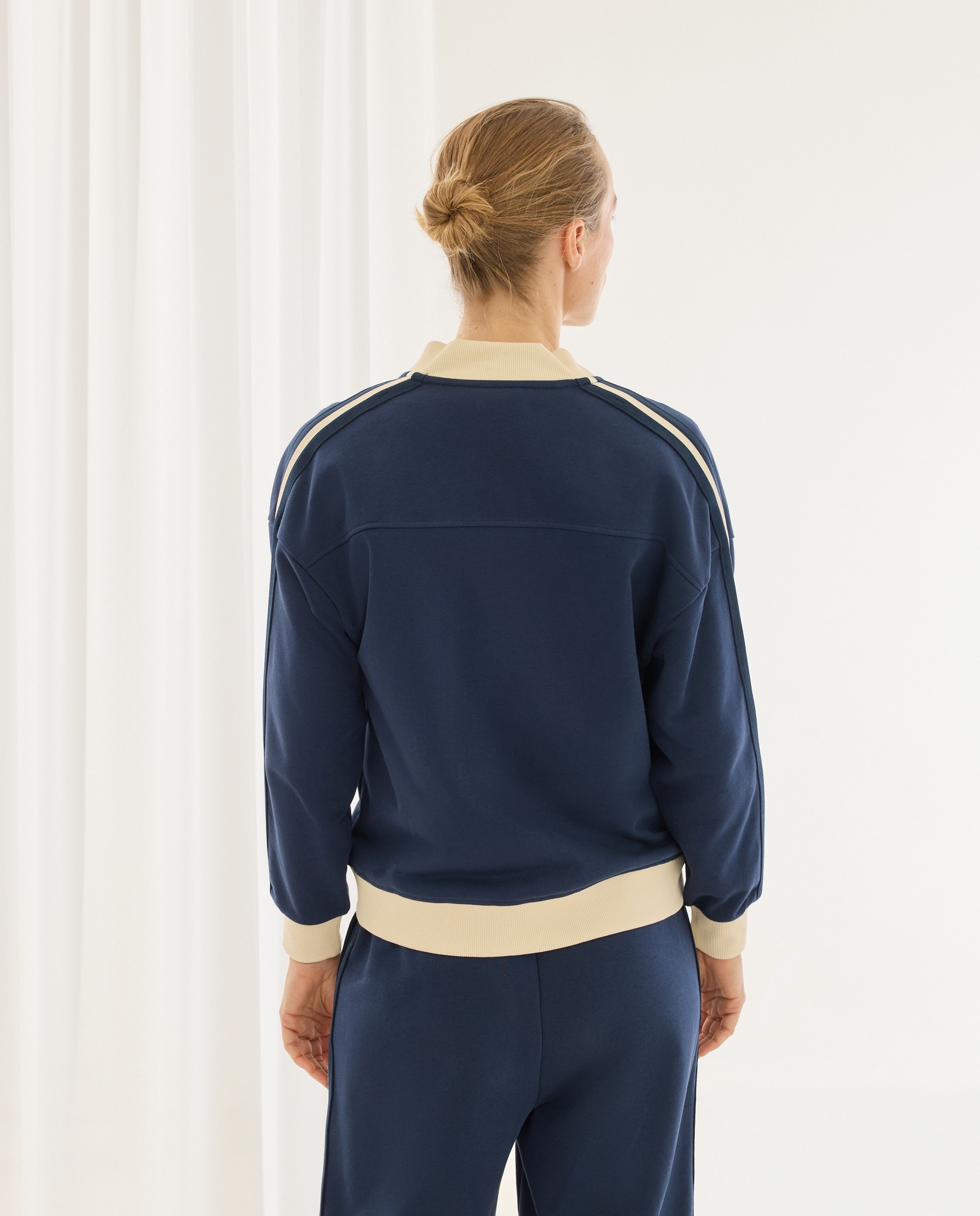 Casaco Tipo Blusão com Contraste Azul-marinho-3