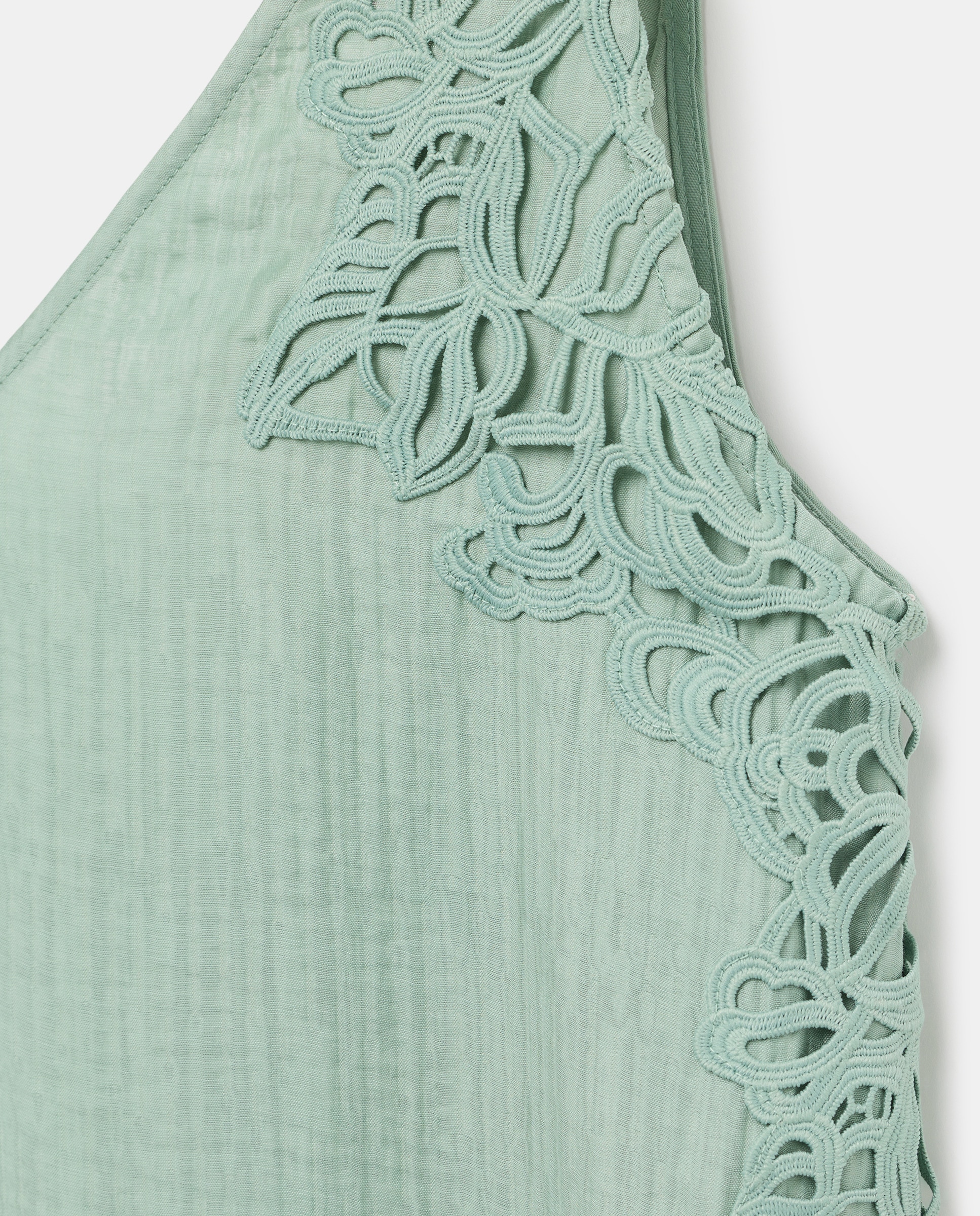 Vestido Comprido com Decote Halter Verde-2