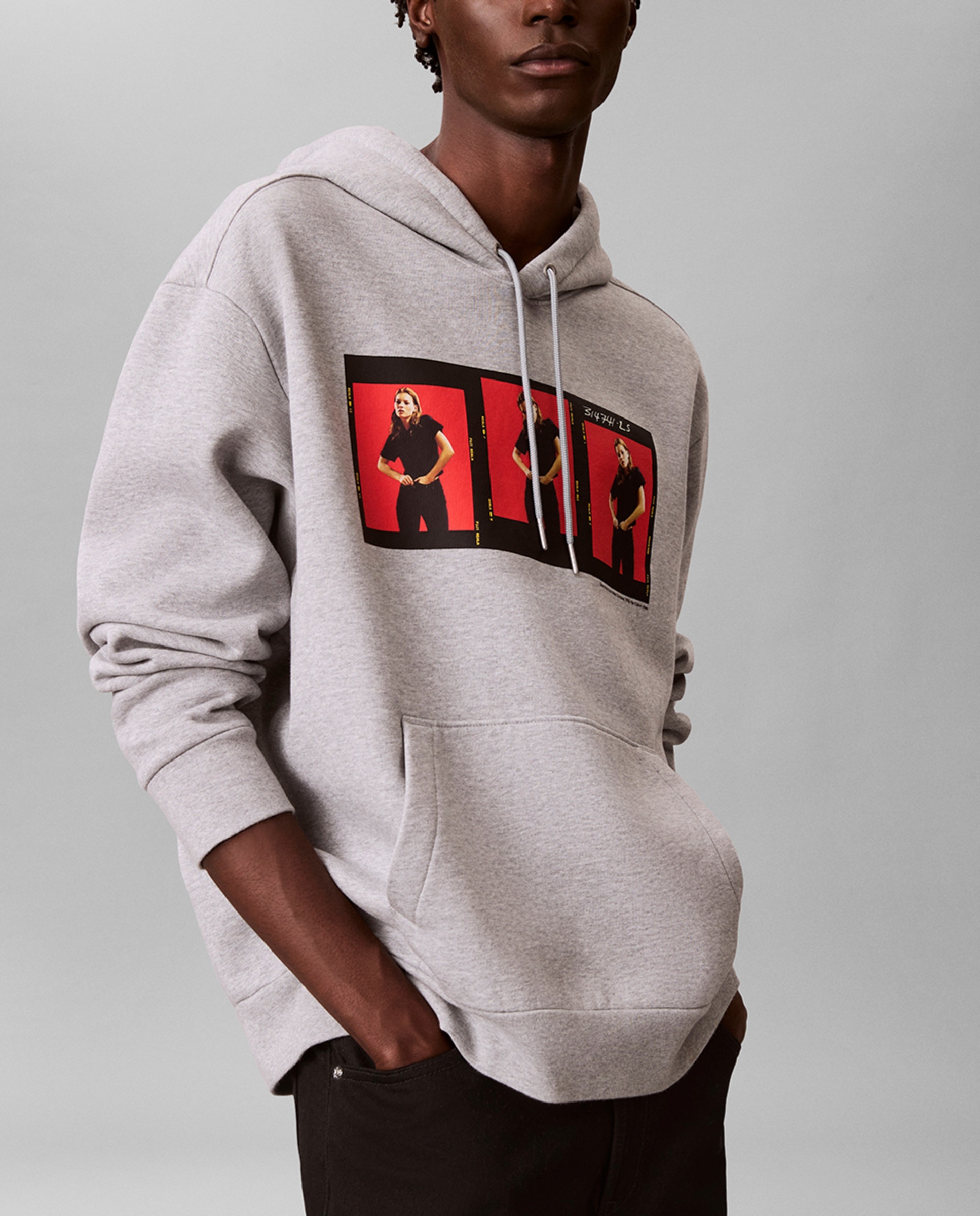 Sweatshirt com capuz Cinzento-3