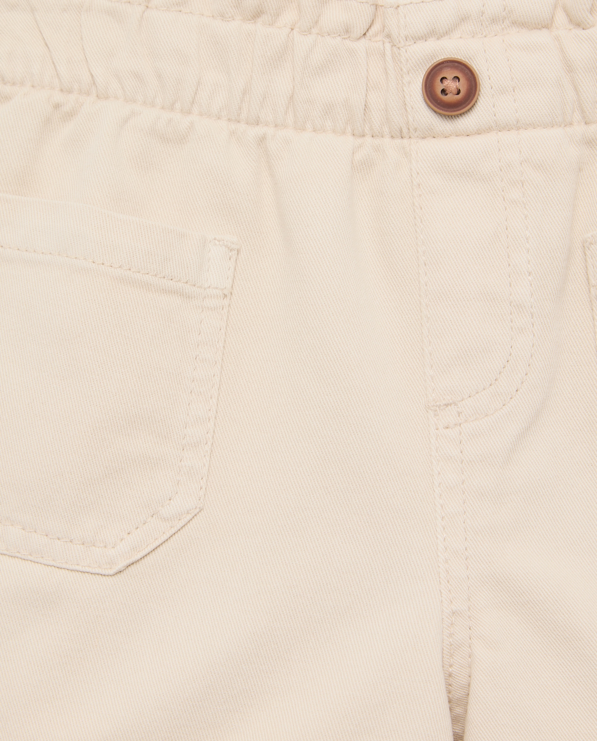 Short niña con bolsillos de twill Tostado-3