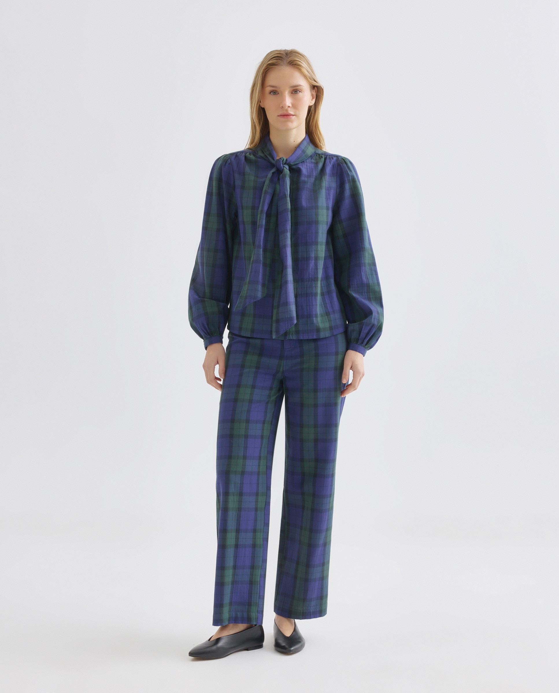 Imagen 0 de Pantalón de mujer de cuadros total look