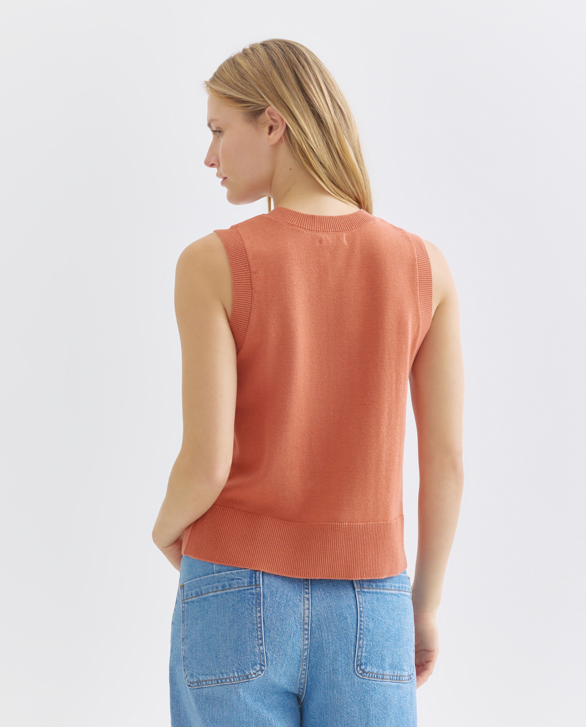 Chaleco abotonado de mujer cuello caja Naranja quemado-3