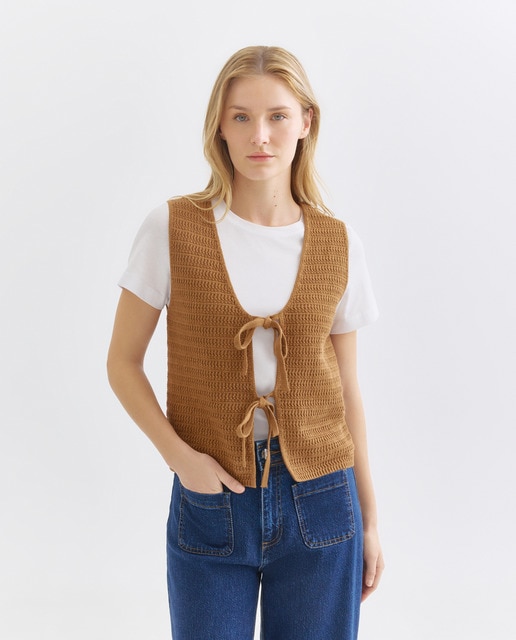 Imagen 0 de Top de mujer de algodón con lazadas