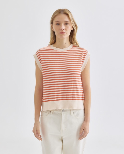 Imagen 0 de Chaleco de mujer cuello caja