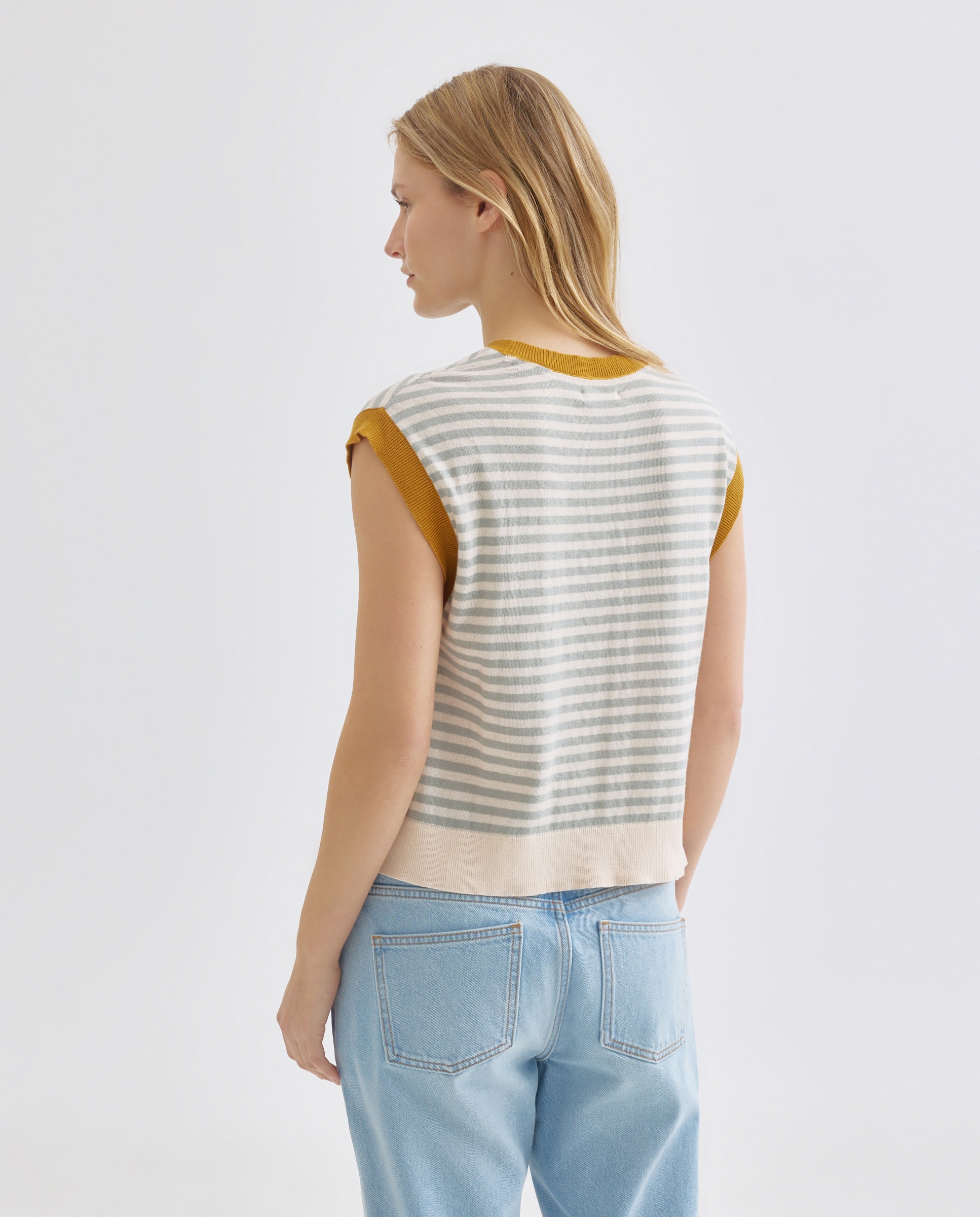 Chaleco de mujer cuello caja Blanco-3