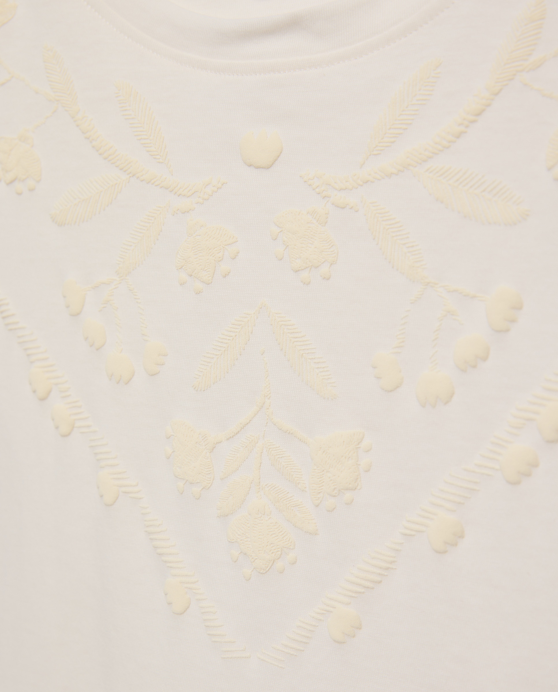Camiseta de mujer cuello caja puff print 120 Crudo-5