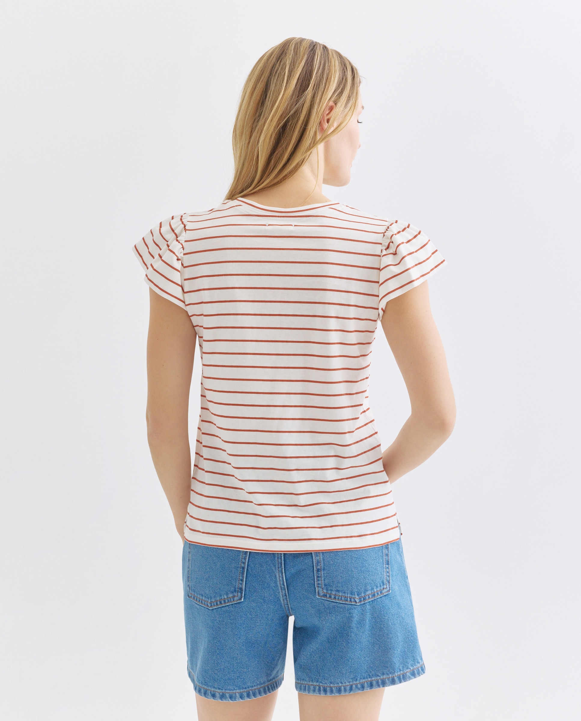 Camiseta de mujer cuello caja rayas manga volantes Rojo-3