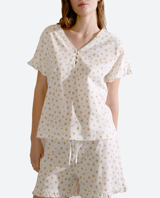 Imagen 0 de Pijama de mujer con escote en pico