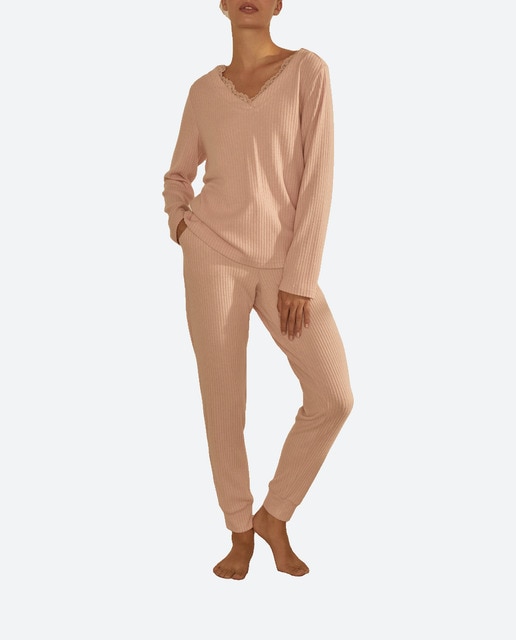 Imagen 0 de Pijama cuello pico de mujer
