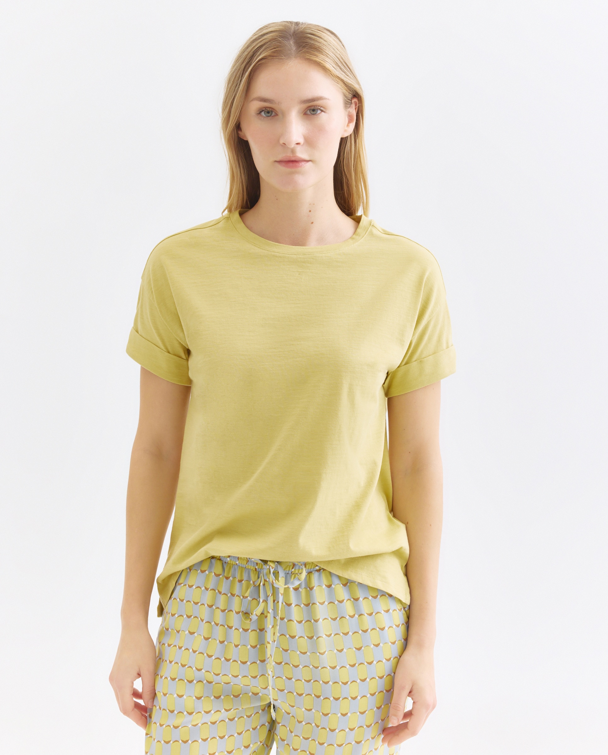 Imagen 0 de Camiseta básica de mujer cuello caja