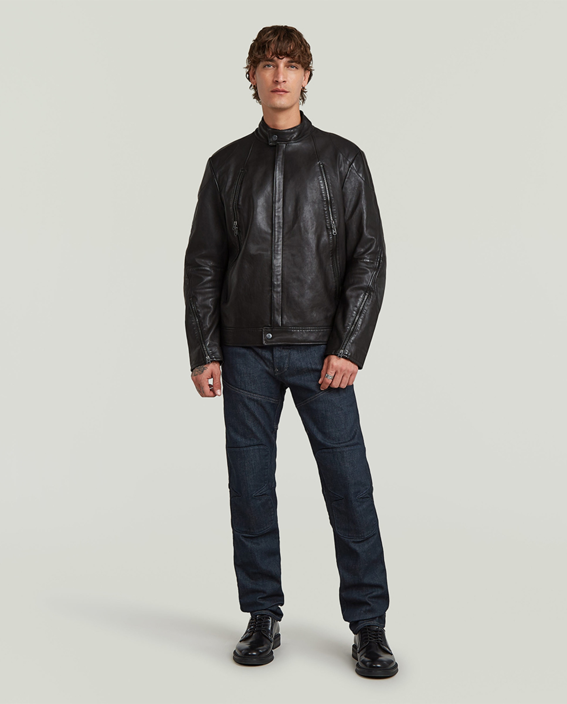 Blusão Estilo Biker de Couro Preto-4