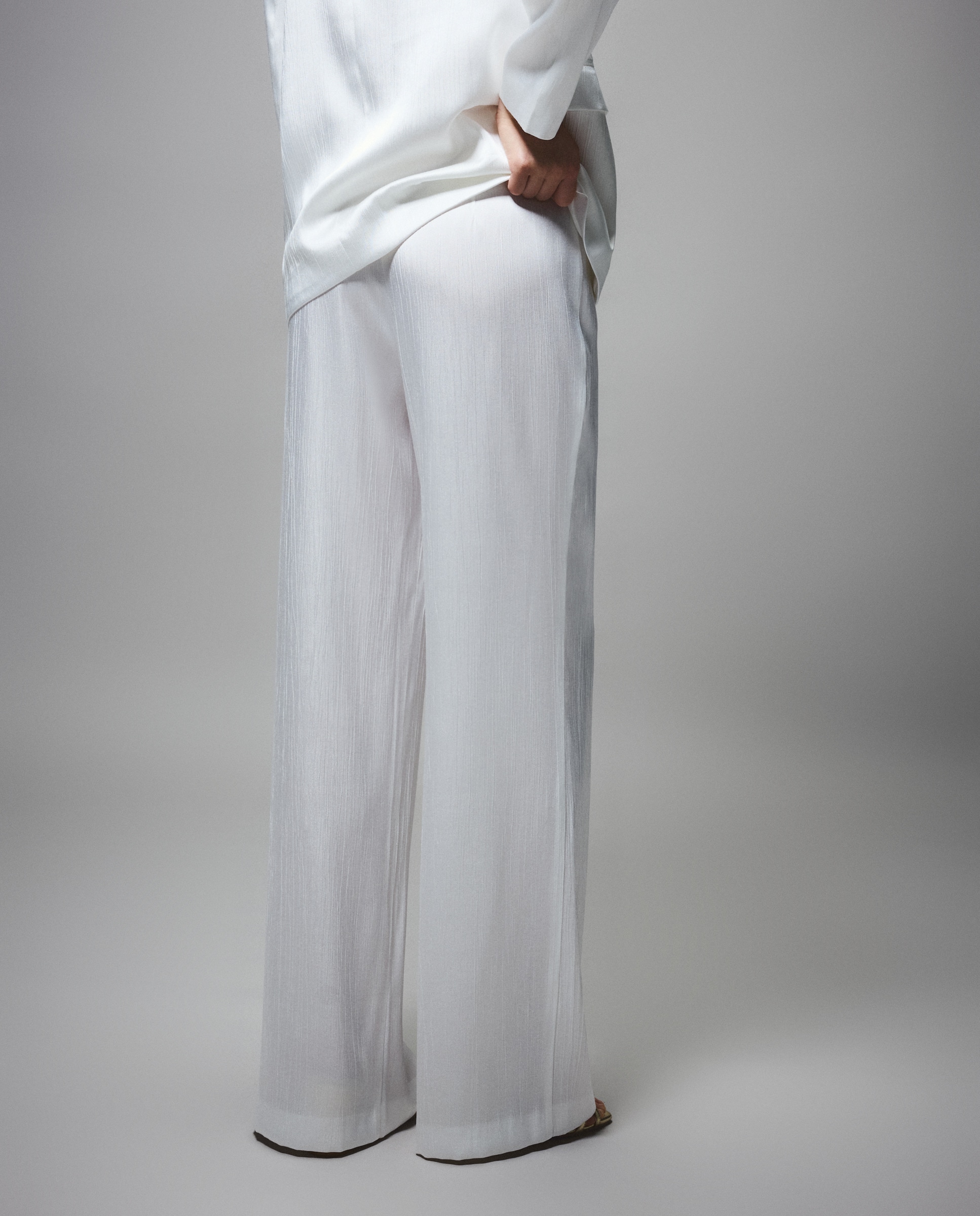 Calças largas Branco-marfim-3