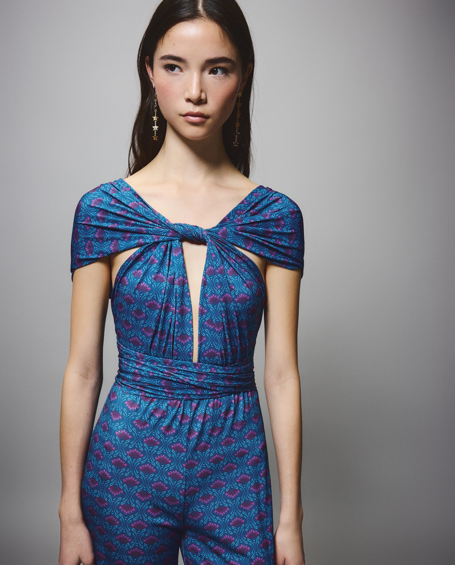 Macacão com Estampado Multiposições Verde Pato-5