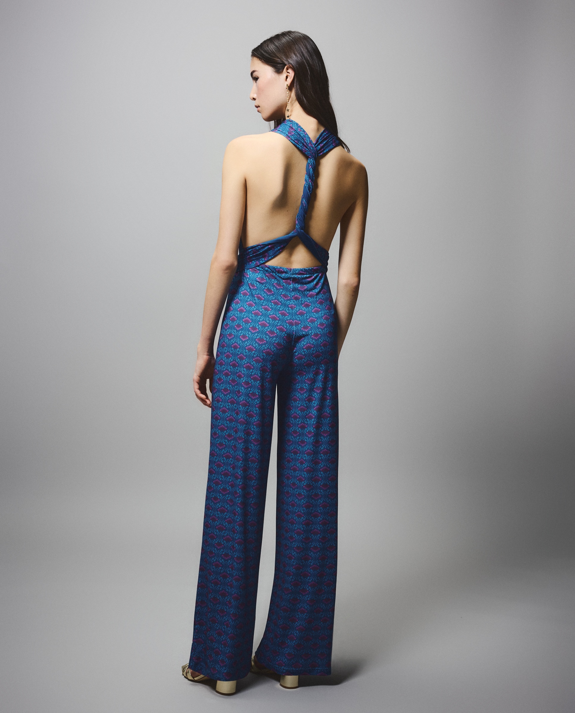 Macacão com Estampado Multiposições Verde Pato-3