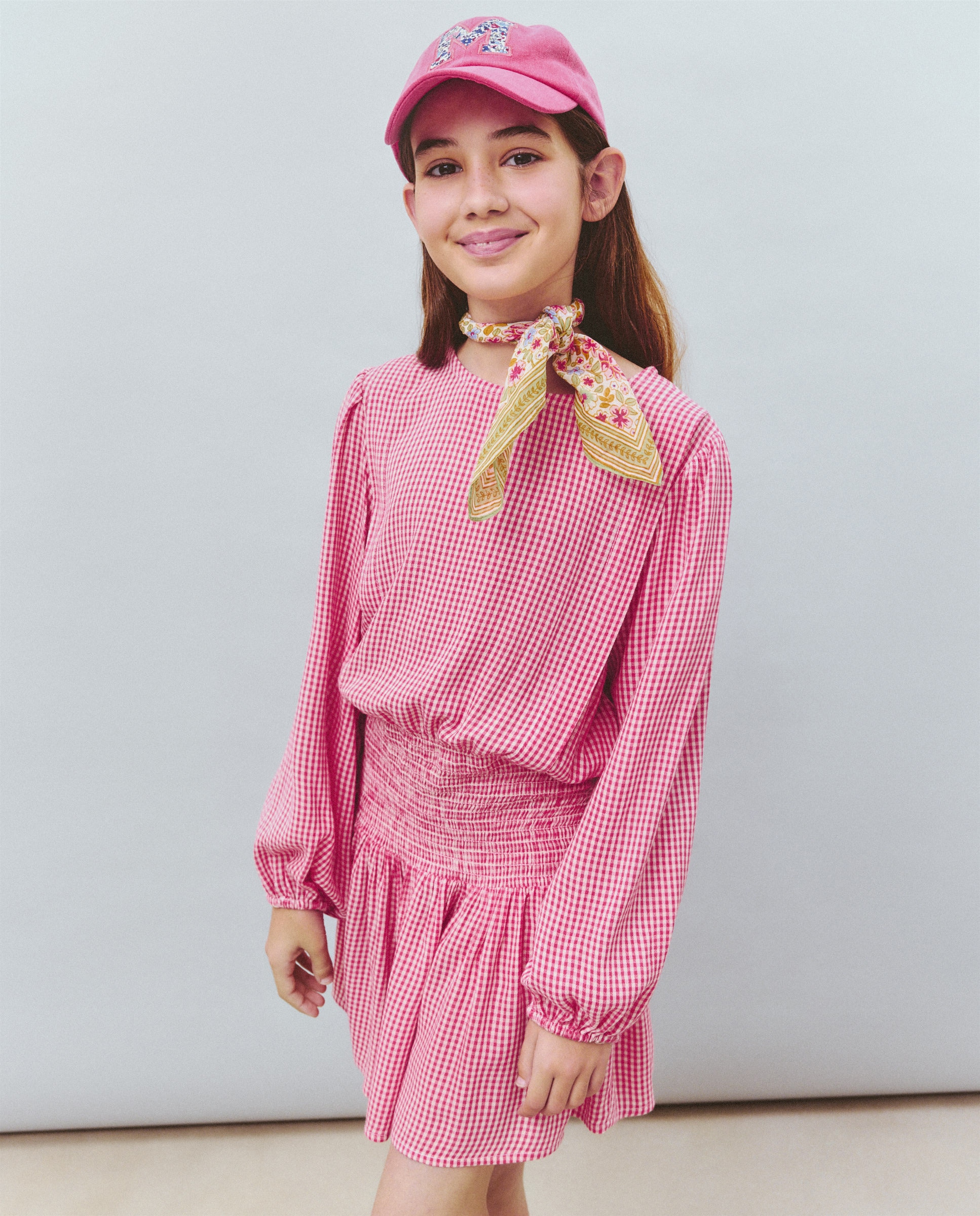 Vestido de Viscose com Manga Comprida, Smock na Cintura e Fantasia Vermelho-2