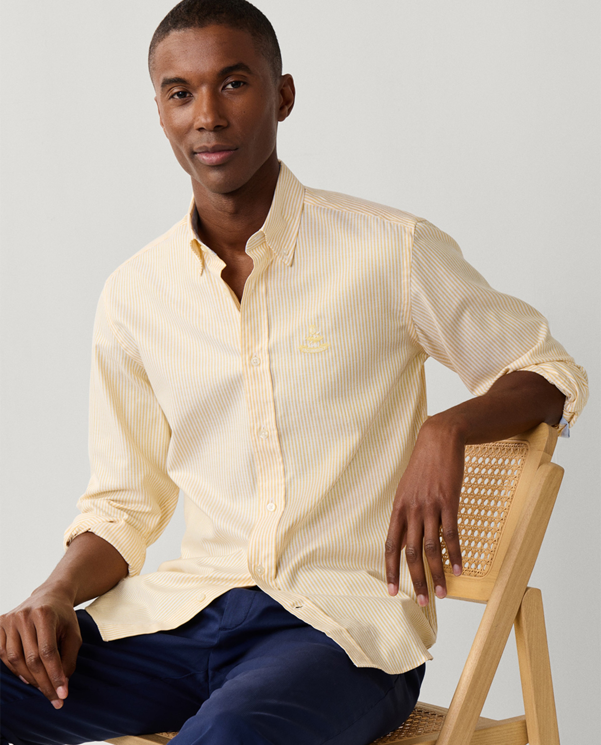Camisa Oxford Regular Fit às Riscas Amarelo-4