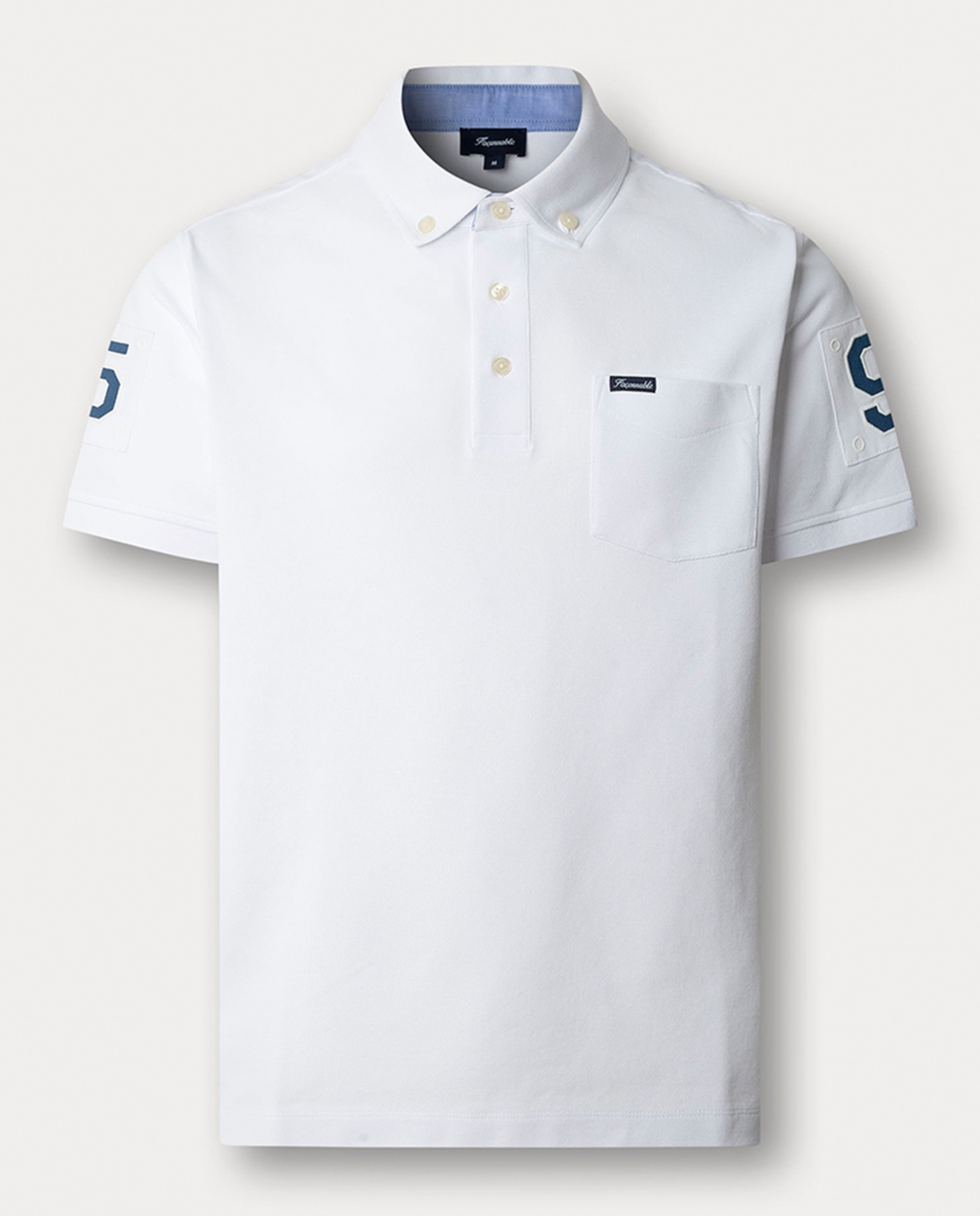 Imagem 0 de Polo de Manga Curta Regular Fit com Bolso e Remendos