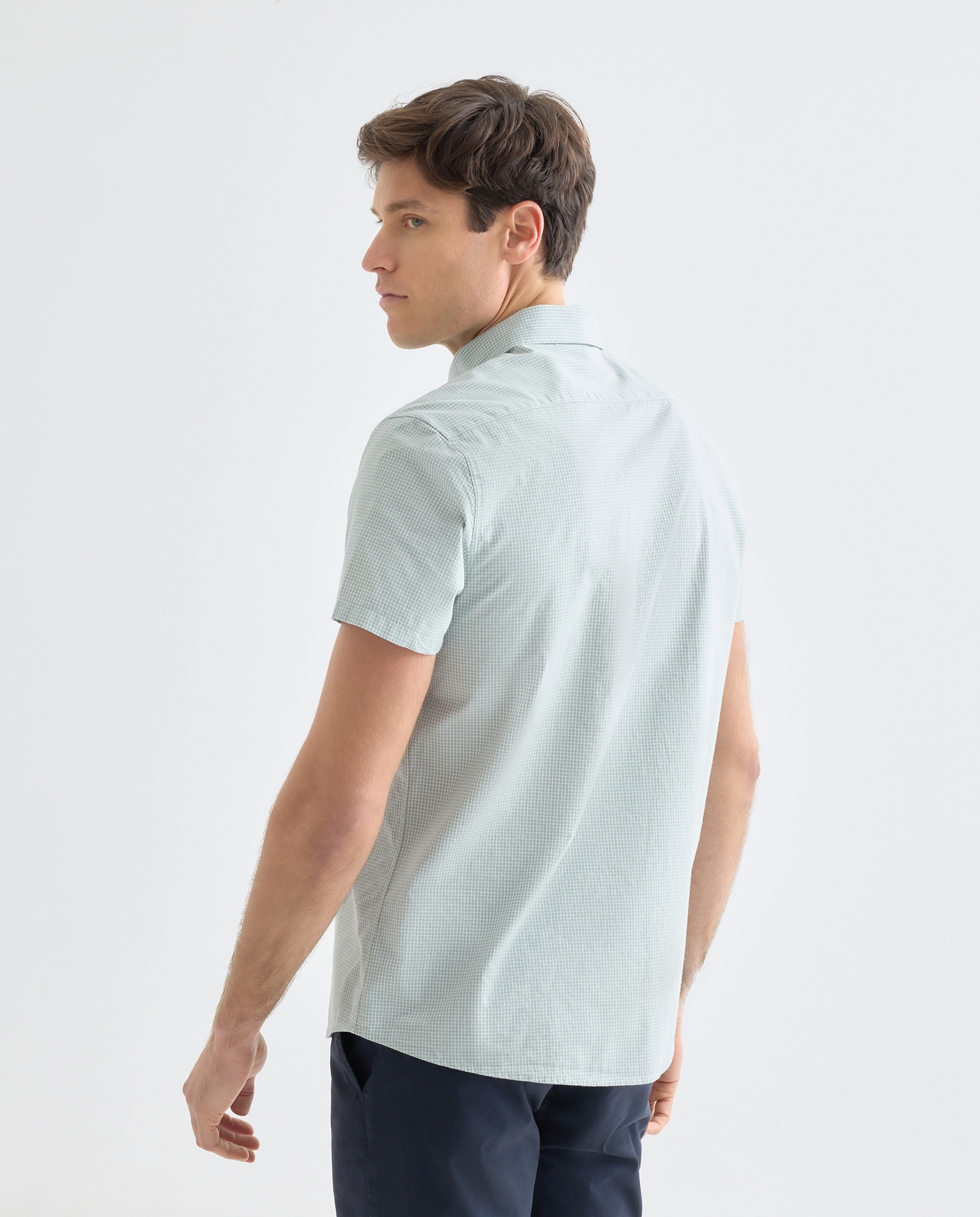 Camisa sport manga corta hombre popelín 510 Verde claro-3