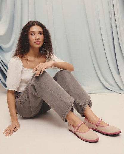 Imagen 0 de Mercedita loneta con pespuntes en contraste