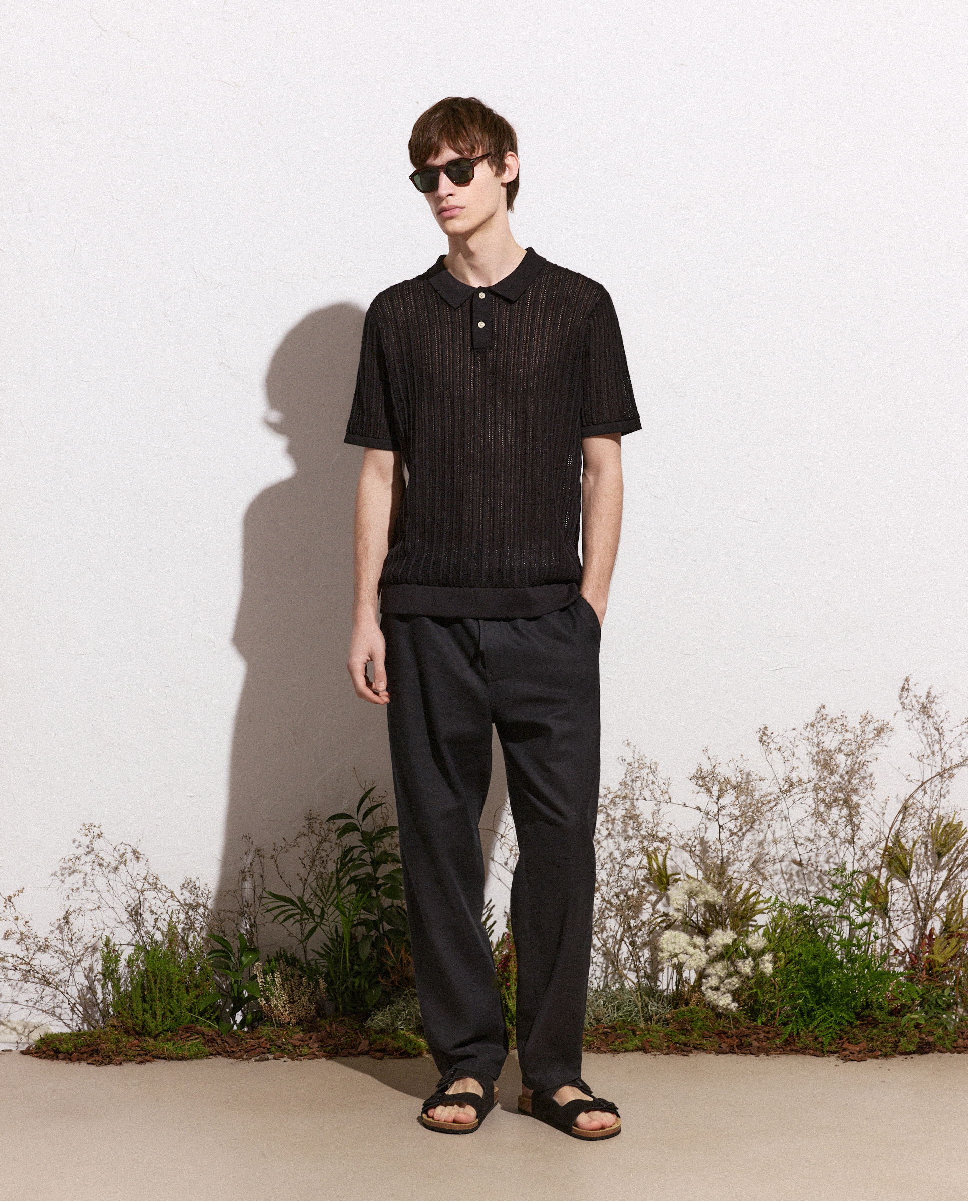 Polo de Tricot com Manga Curta e Rendilhados Preto-2