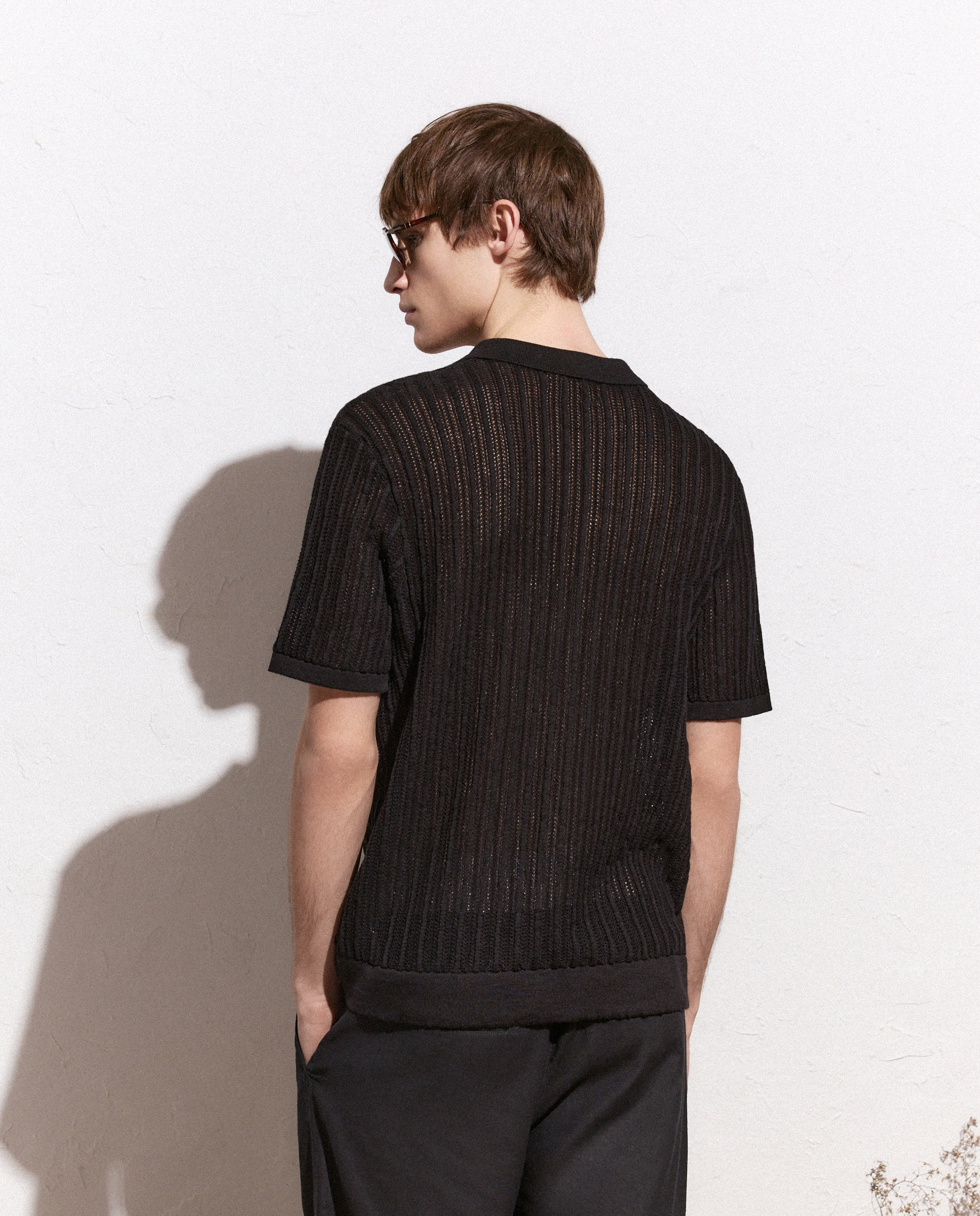 Polo de Tricot com Manga Curta e Rendilhados Preto-3