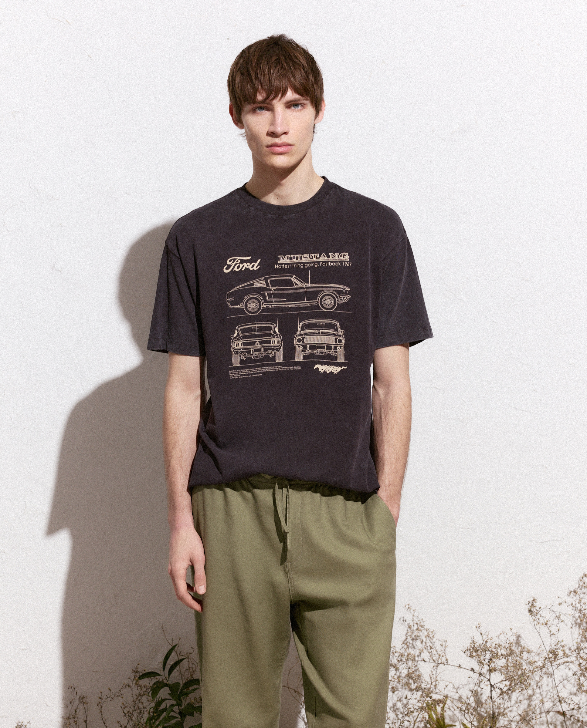 Imagem 0 de T-shirt de Manga Curta com Estampado Mustang