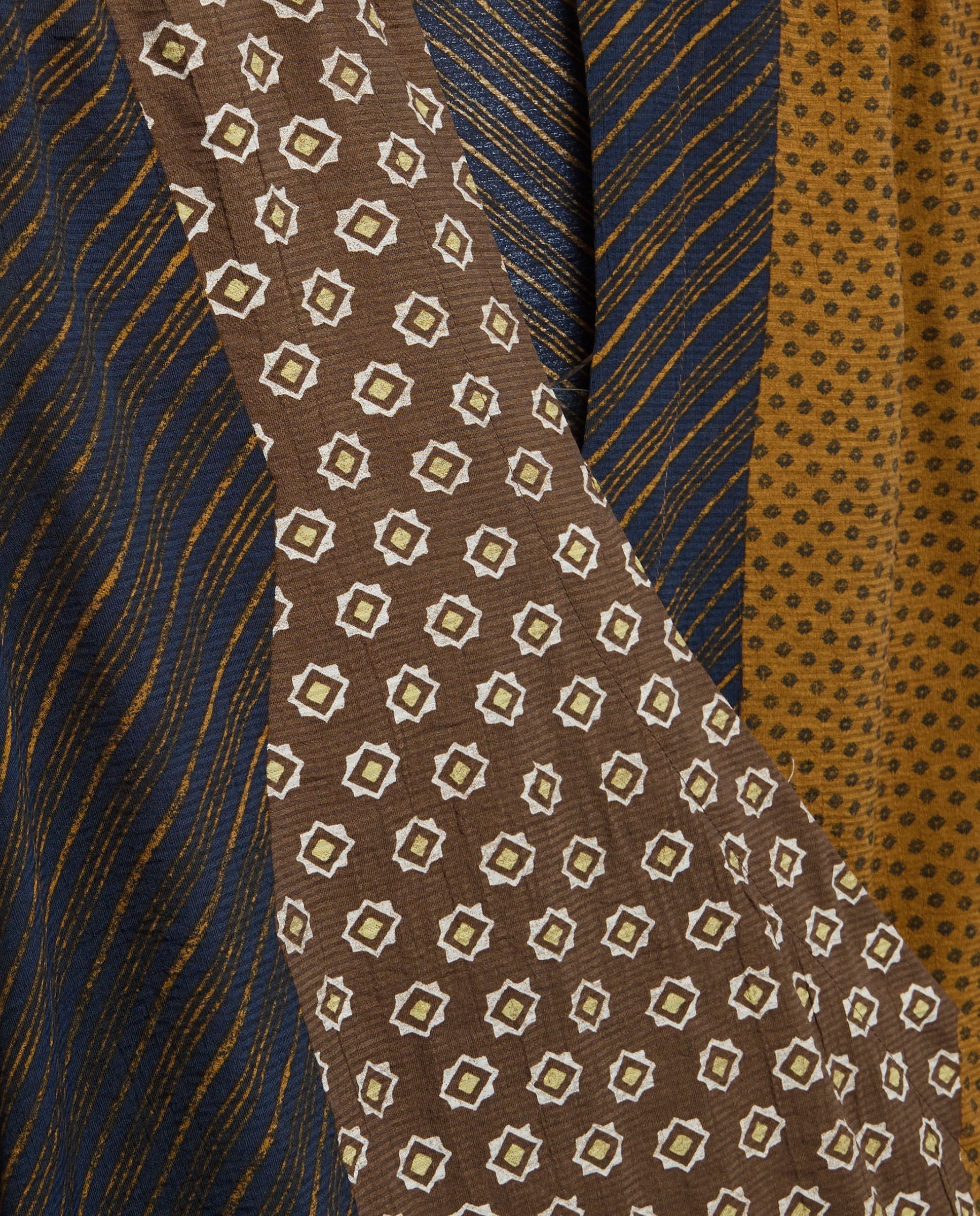 Blusa de Manga Comprida Cruzada com Estampado de Gravata Verde-5