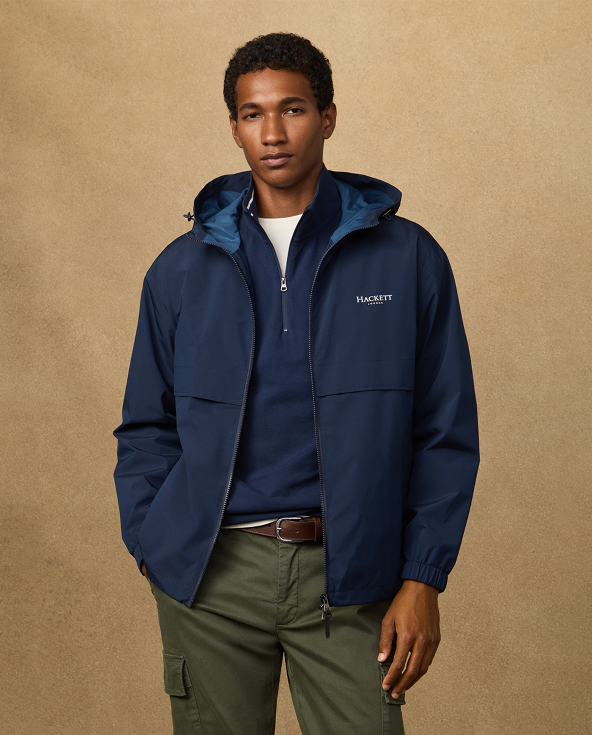 Imagem 0 de Blusão Ligeiro e Resistente à Água Tamanhos Grandes