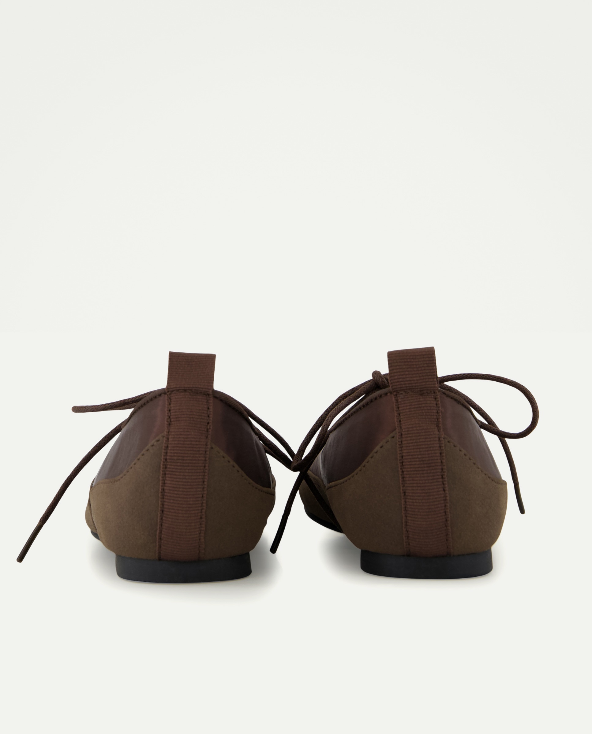 Zapato de mujer atado Toffee-3