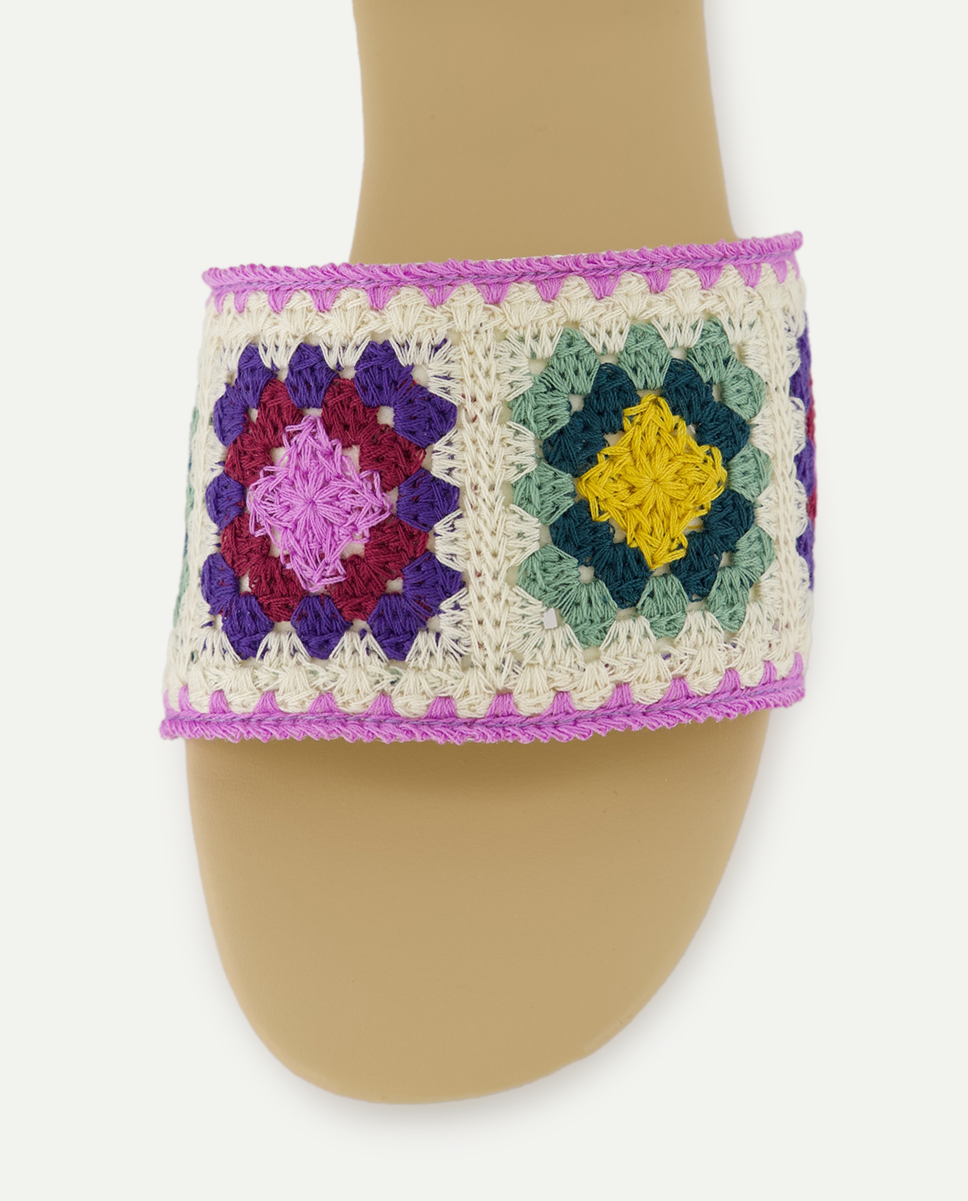 Sandálias com Tiras Largas de Crochet Multicolor-5