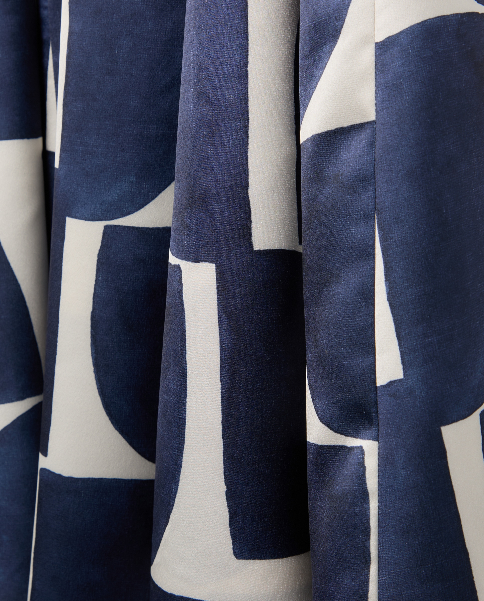 Saia de Cetim com Estampado Azul-5