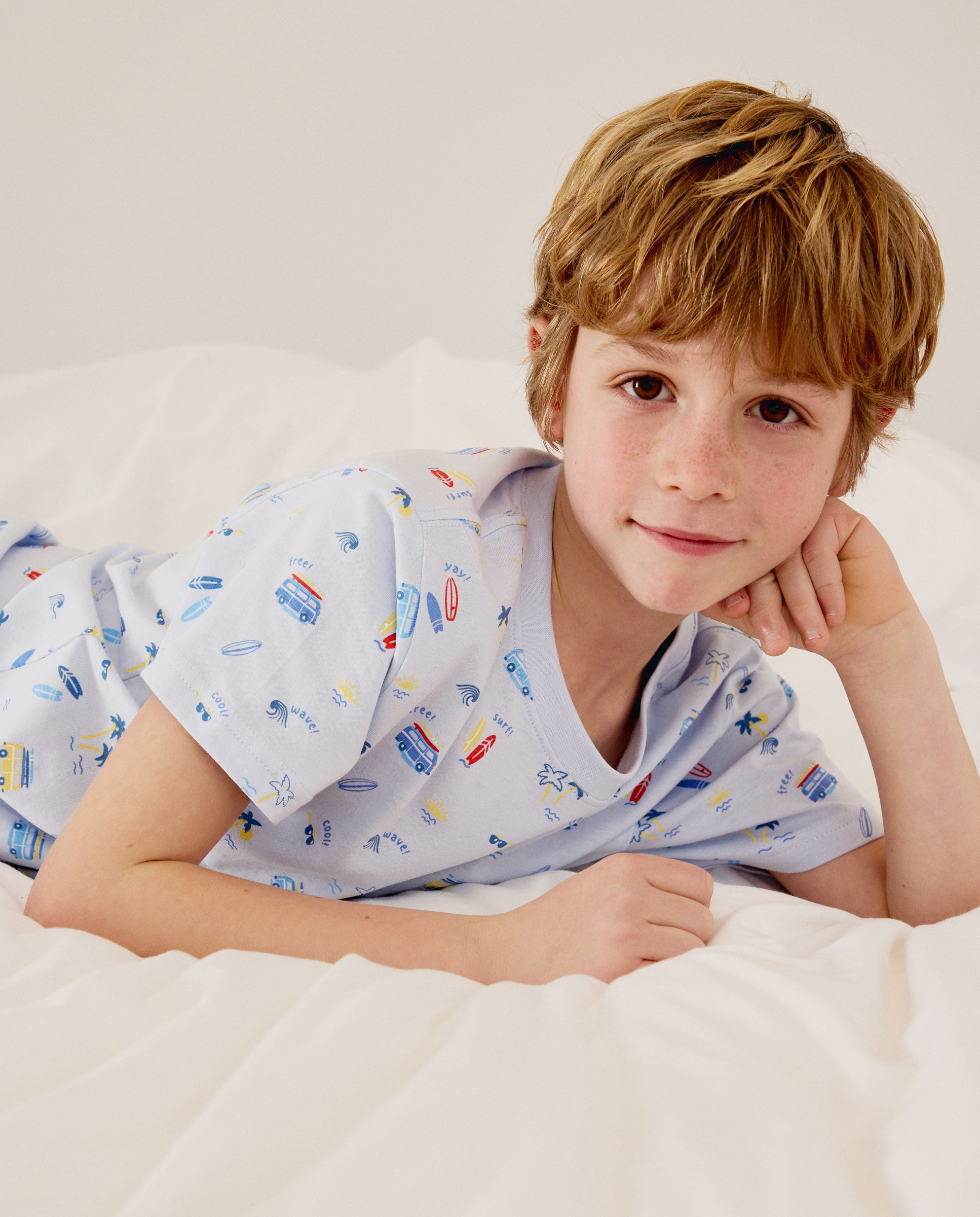 Imagem 0 de Pijama Curto com Estampado de Fantasia