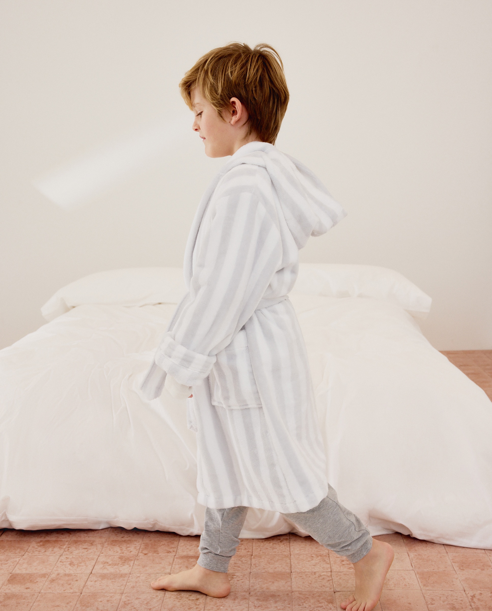 Roupão de Banho de Algodão às Riscas Preto-4