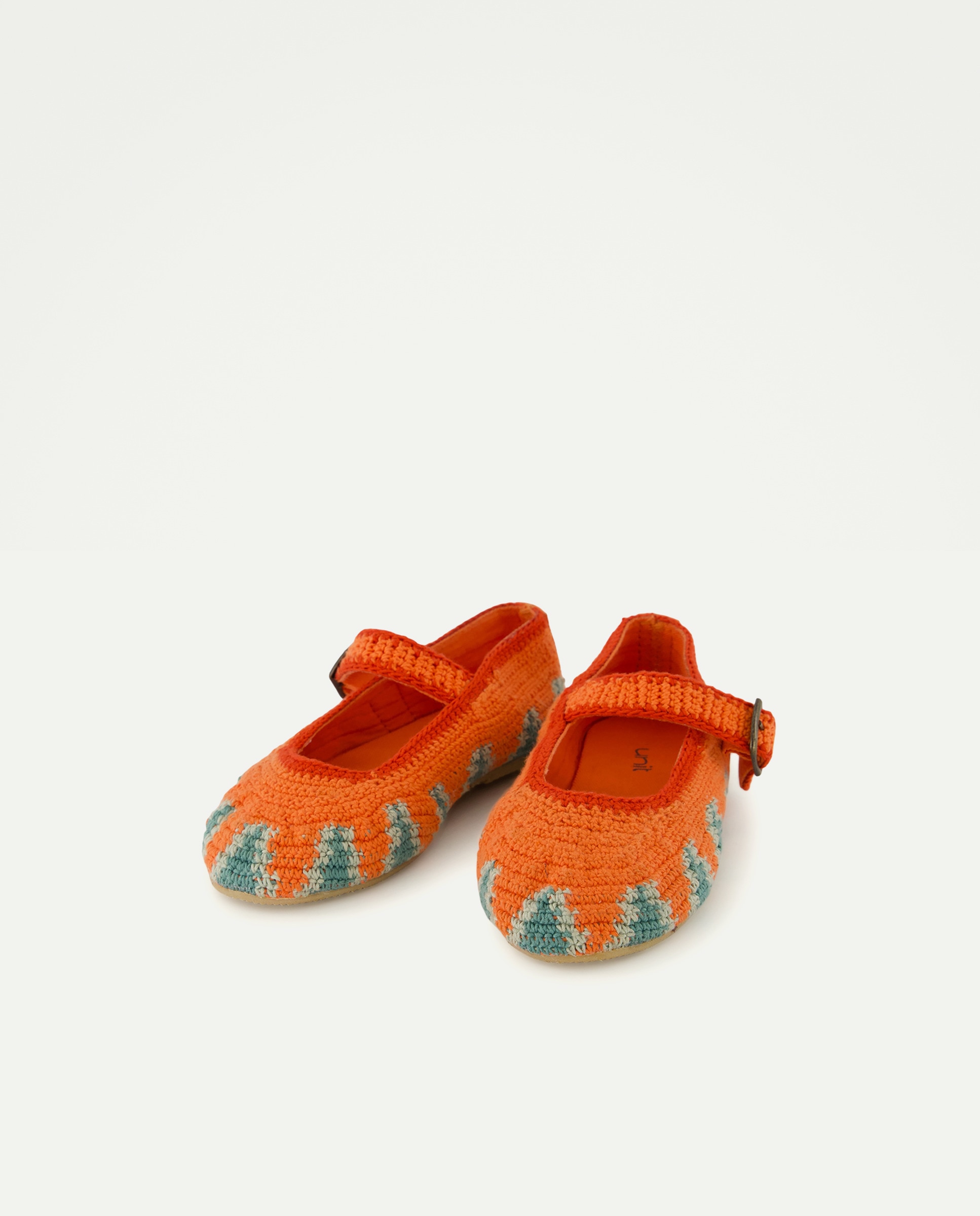 Merceditas bebés de crochet 630 Coral-2